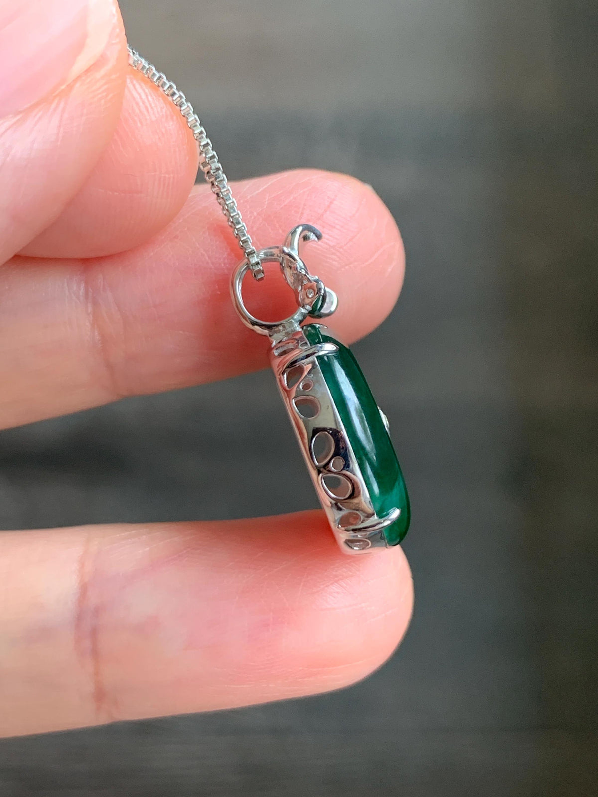 Certified Natural Grade A Guatemalan Icy Translucent Vibrant Green Jade Jadeite Ping An Kou Donut Pendant Sterling Silver 天然冰危绿翡翠平安扣吊坠 1001