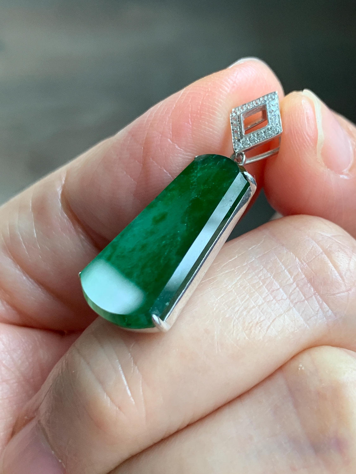 Certified Natural Grade A Guatemalan Icy Translucent Vibrant Green Jade Jadeite Wu Shi Pai Pendant Sterling Silver 3.79g 天然冰危绿翡翠无事牌镶嵌吊坠 1007