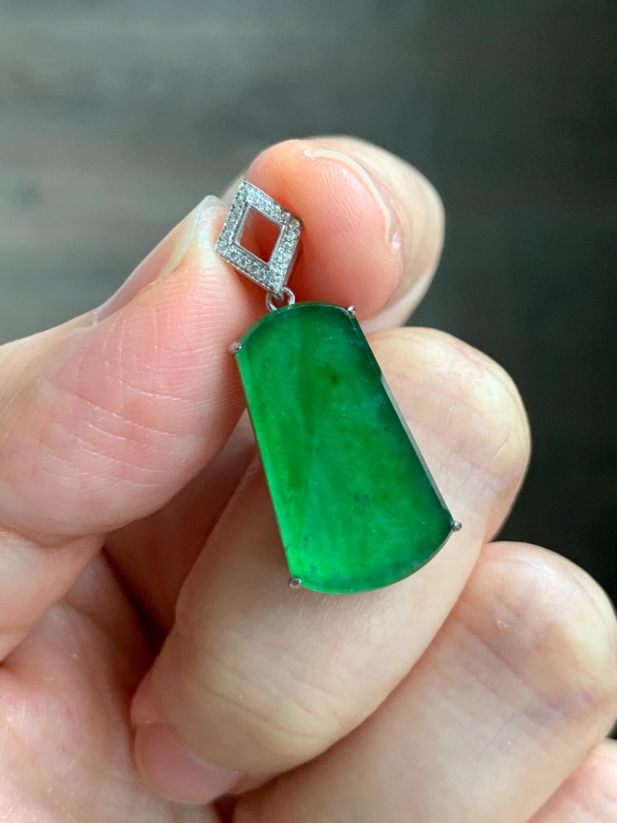 Certified Natural Grade A Guatemalan Icy Translucent Vibrant Green Jade Jadeite Wu Shi Pai Pendant Sterling Silver 3.62g 天然冰危绿翡翠无事牌镶嵌吊坠 1006