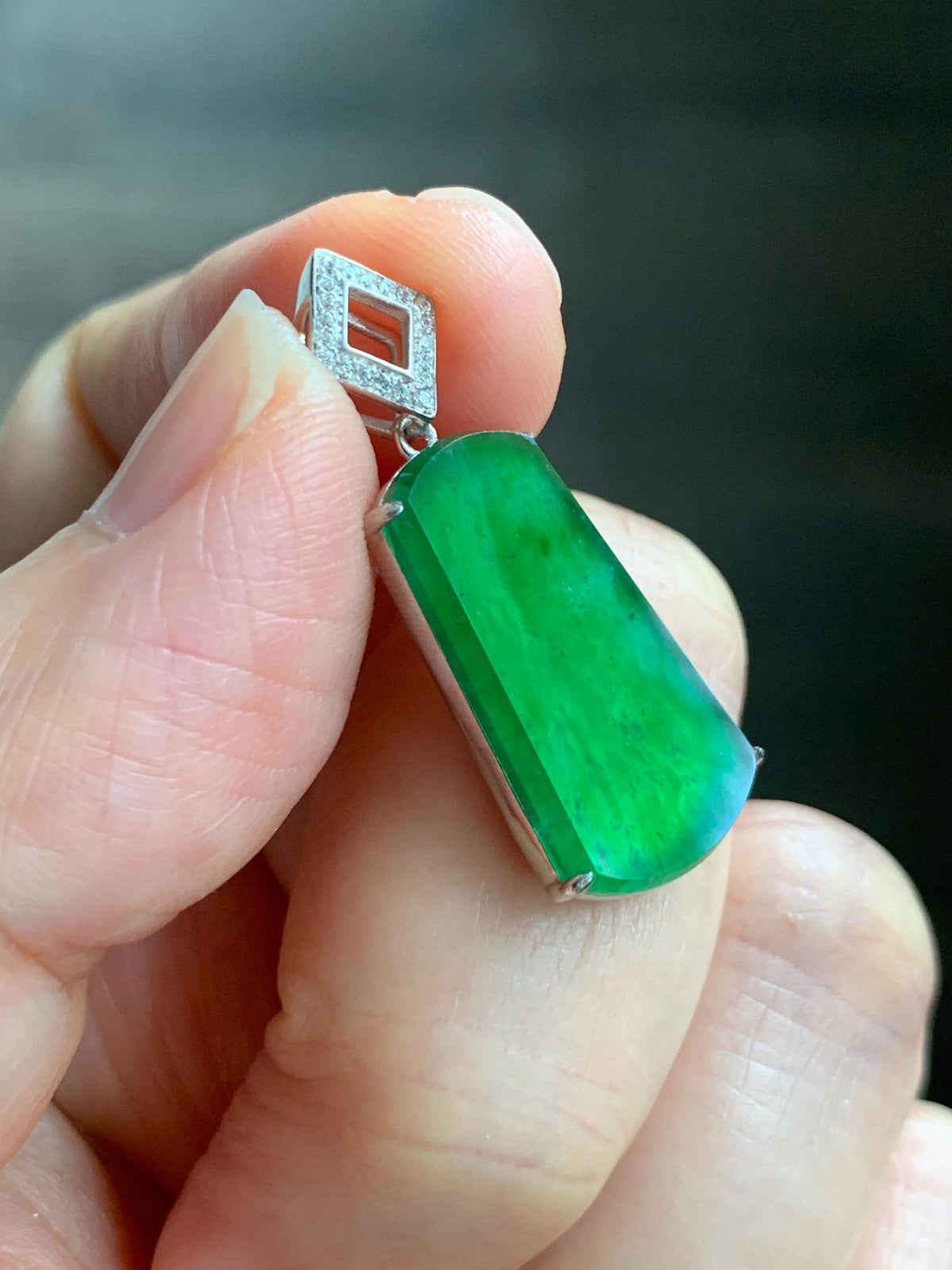 Certified Natural Grade A Guatemalan Icy Translucent Vibrant Green Jade Jadeite Wu Shi Pai Pendant Sterling Silver 3.62g 天然冰危绿翡翠无事牌镶嵌吊坠 1006