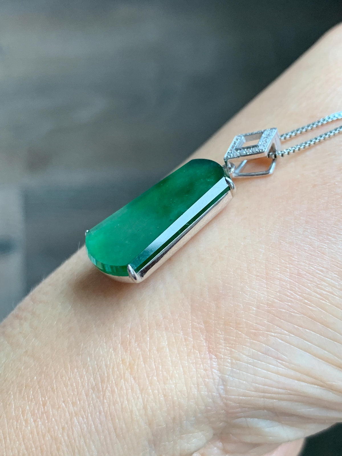 Certified Natural Grade A Guatemalan Icy Translucent Vibrant Green Jade Jadeite Wu Shi Pai Pendant Sterling Silver 3.62g 天然冰危绿翡翠无事牌镶嵌吊坠 1006