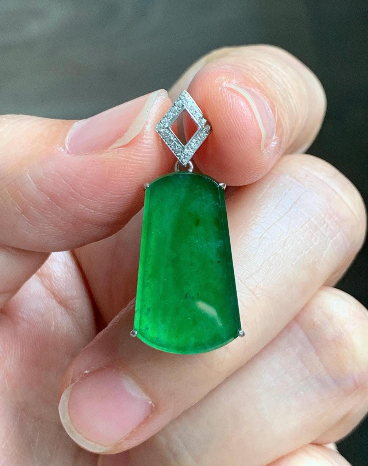 Certified Natural Grade A Guatemalan Icy Translucent Vibrant Green Jade Jadeite Wu Shi Pai Pendant Sterling Silver 3.62g 天然冰危绿翡翠无事牌镶嵌吊坠 1006