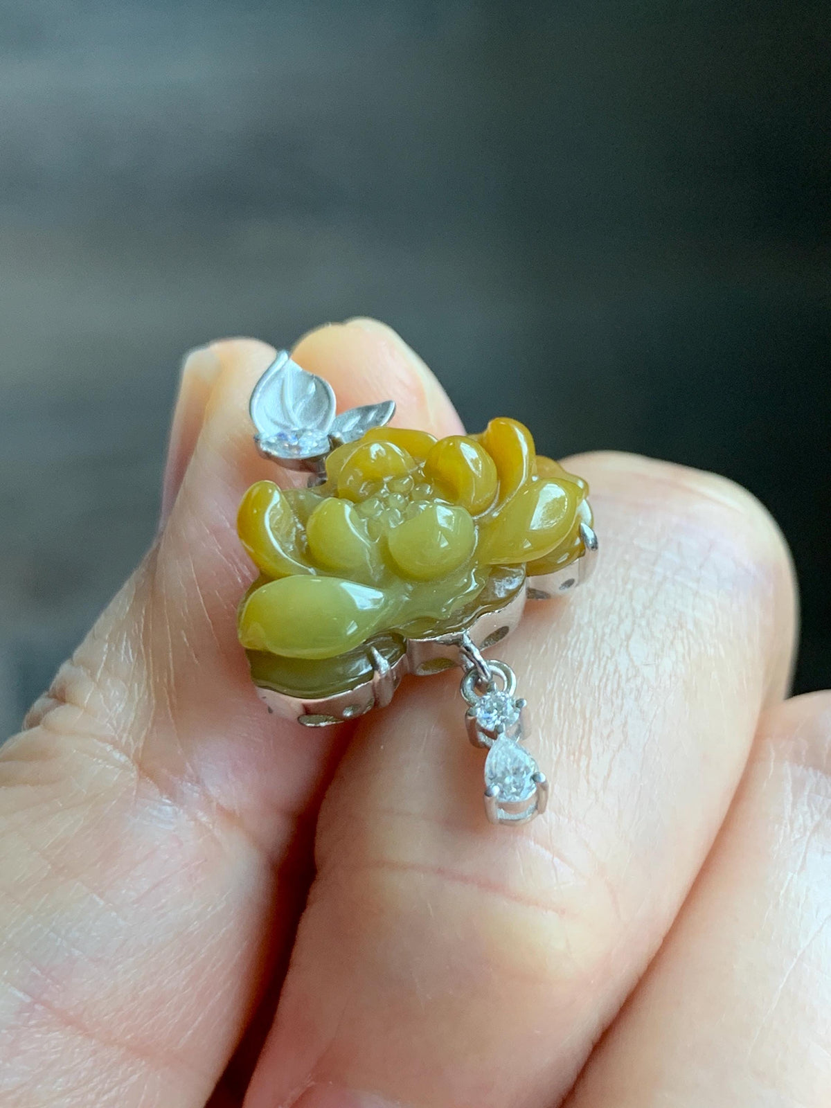 Certified Grade A Natural Guatemalan Icy Intense Yellow Jade Jadeite Lotus Flower Pendant Moissanite Sterling Silver 4g 天然冰危油黄翡翠莲花镶嵌吊坠 1004