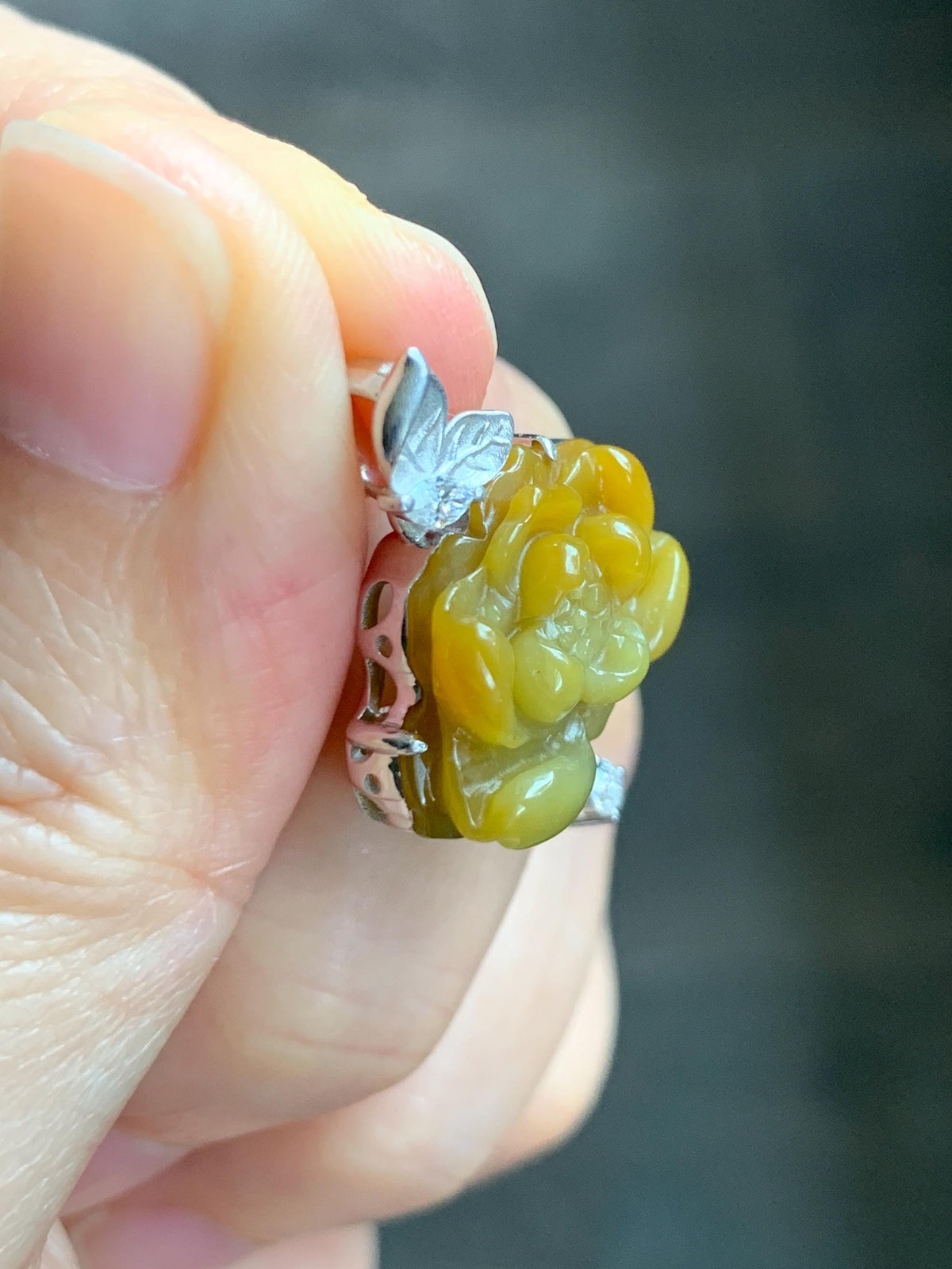 Certified Grade A Natural Guatemalan Icy Intense Yellow Jade Jadeite Lotus Flower Pendant Moissanite Sterling Silver 4g 天然冰危油黄翡翠莲花镶嵌吊坠 1004