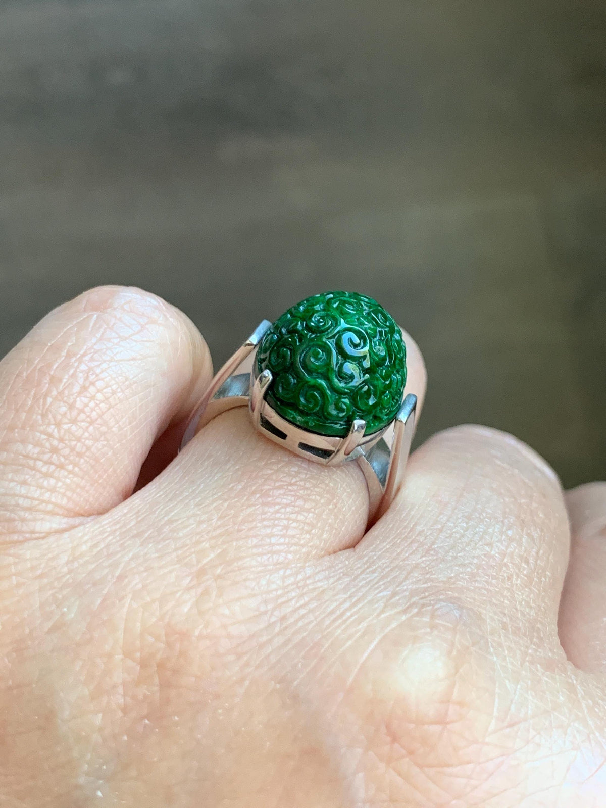 Certified Natural Grade A Icy Intense Green Hua Qing Jade Jadeite Engraved Large Oval Ring Size 7.25 US 9.41g 天然满绿花青翡翠仿古雕大蛋面戒指 1020