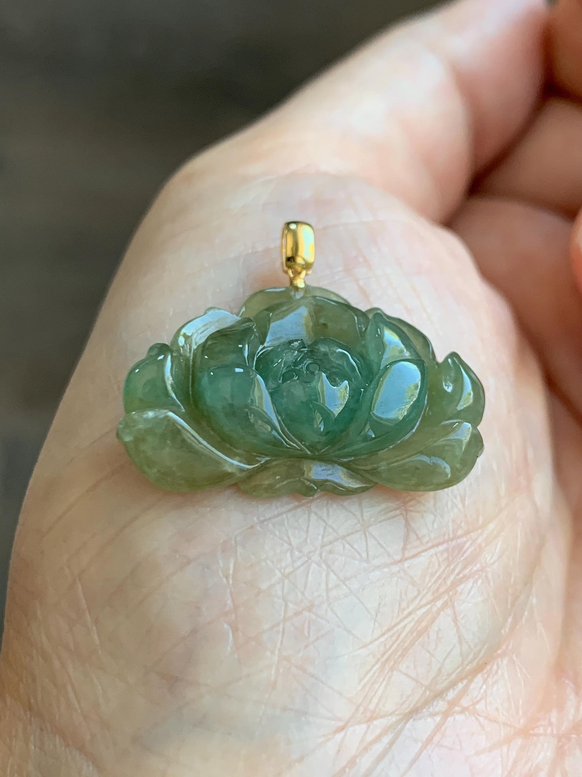 Natural Grade A Icy Translucent Yellowish Green Bicolored Jade Jadeite Lotus Flower Pendant 18K Yellow Gold 4g 天然冰茶黄翡翠莲花镶嵌吊坠 MSS180