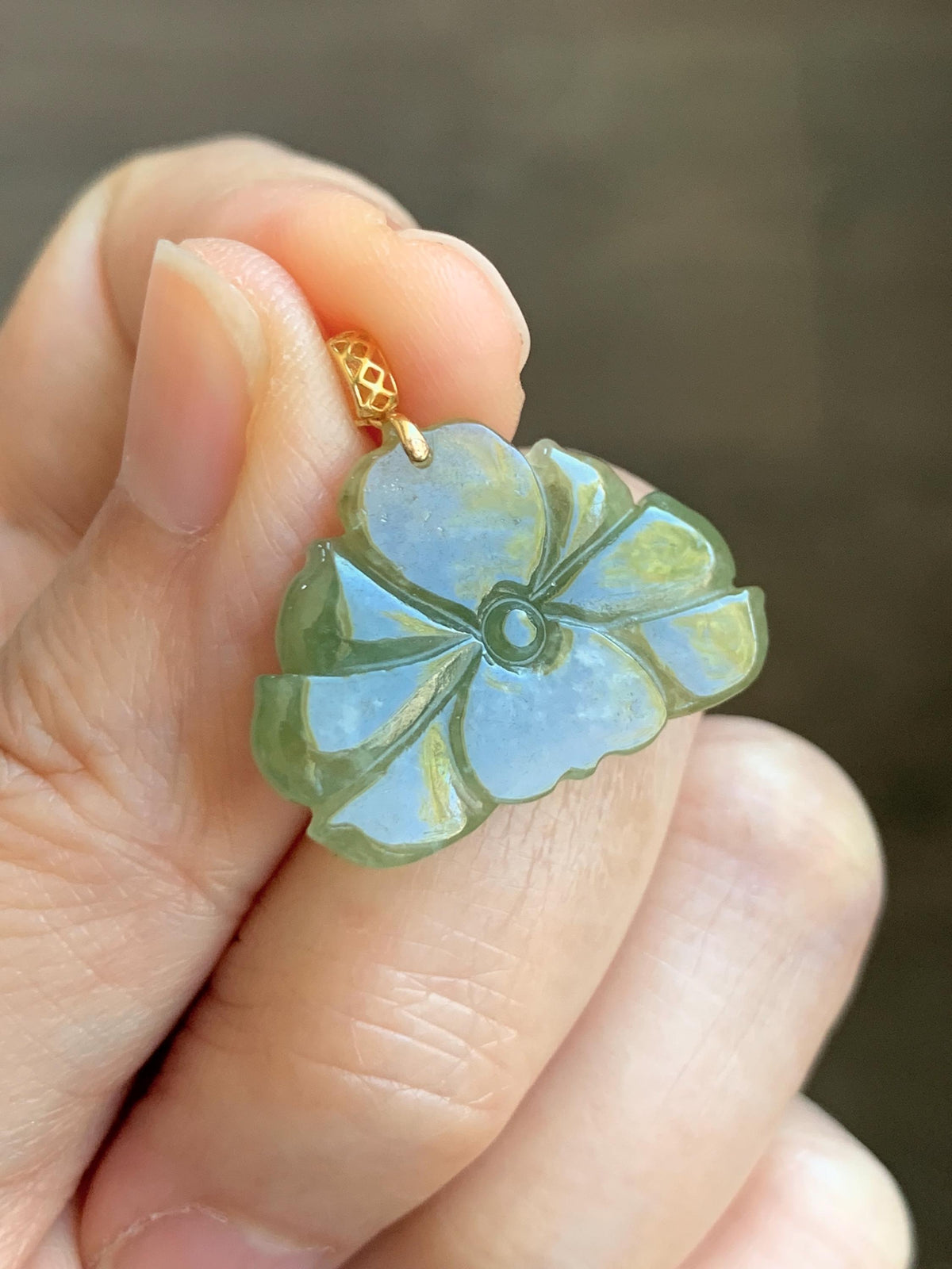 Natural Grade A Icy Translucent Yellowish Green Bicolored Jade Jadeite Lotus Flower Pendant 18K Yellow Gold 4g 天然冰茶黄翡翠莲花镶嵌吊坠 MSS180