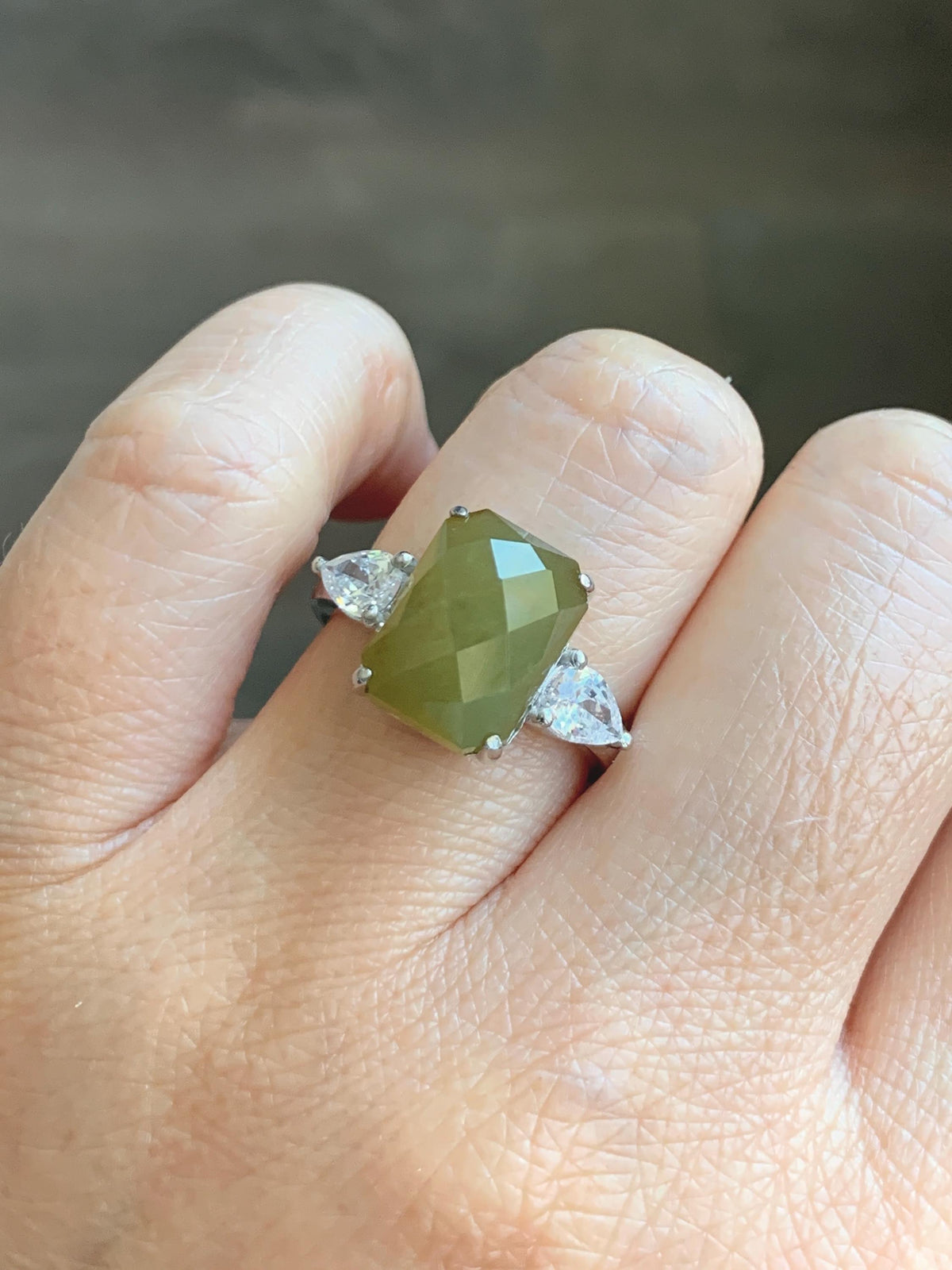Certified Natural Garde A Icy Translucent Yellowish Olive Green Faceted Jade Jadeite Ring Sterling Silver Size 7.25 US 天然冰茶黄切割面翡翠银镶戒指 1029