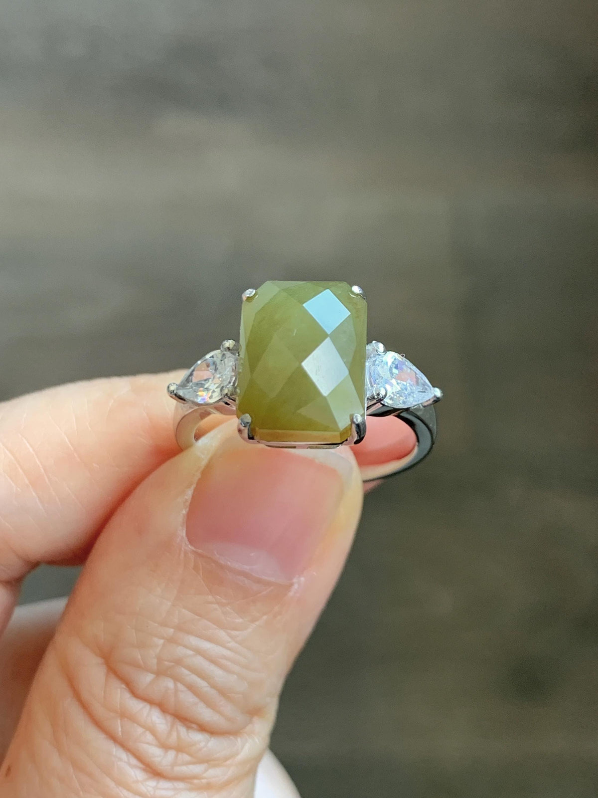 Certified Natural Garde A Icy Translucent Yellowish Olive Green Faceted Jade Jadeite Ring Sterling Silver Size 7.25 US 天然冰茶黄切割面翡翠银镶戒指 1029