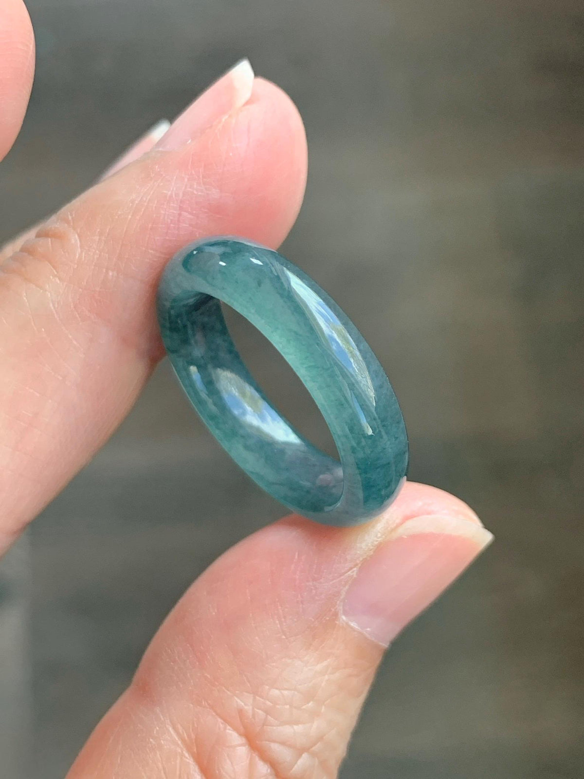 Natural Guatemalan Grade A Icy Translucent Teal Blue Jade Jadeite Jieyang Band Ring Comfort Fit Size 8.5 US 4g 天然冰胶危蓝翡翠揭阳工戒圈 WJY420E