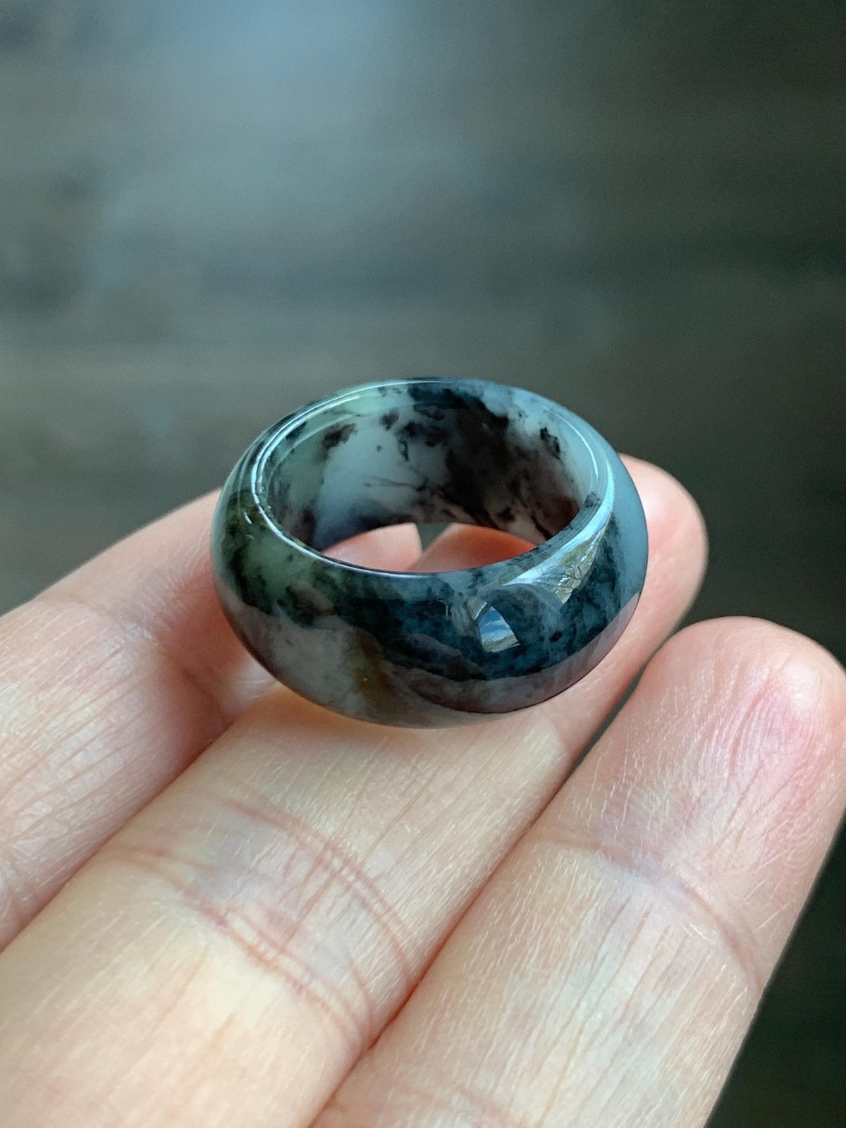 Natural Grade A Icy Translucent Black Wuji Marbled Jade Jadeite Wide Band Ring Size 6.5 US 6g 天然冰乌鸡绿翡翠戒圈 MWJ44