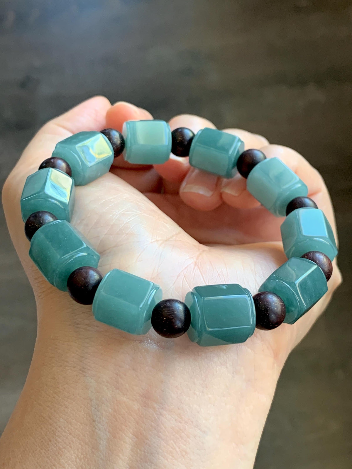 Natural Grade A Guatemalan Icy Translucent Dusty Teal Blue Jade Jadeite Hexagon Barrel Beads Beaded Bracelet 7.5” 46g 天然冰胶危蓝水翡翠六棱珠手串 WLL330