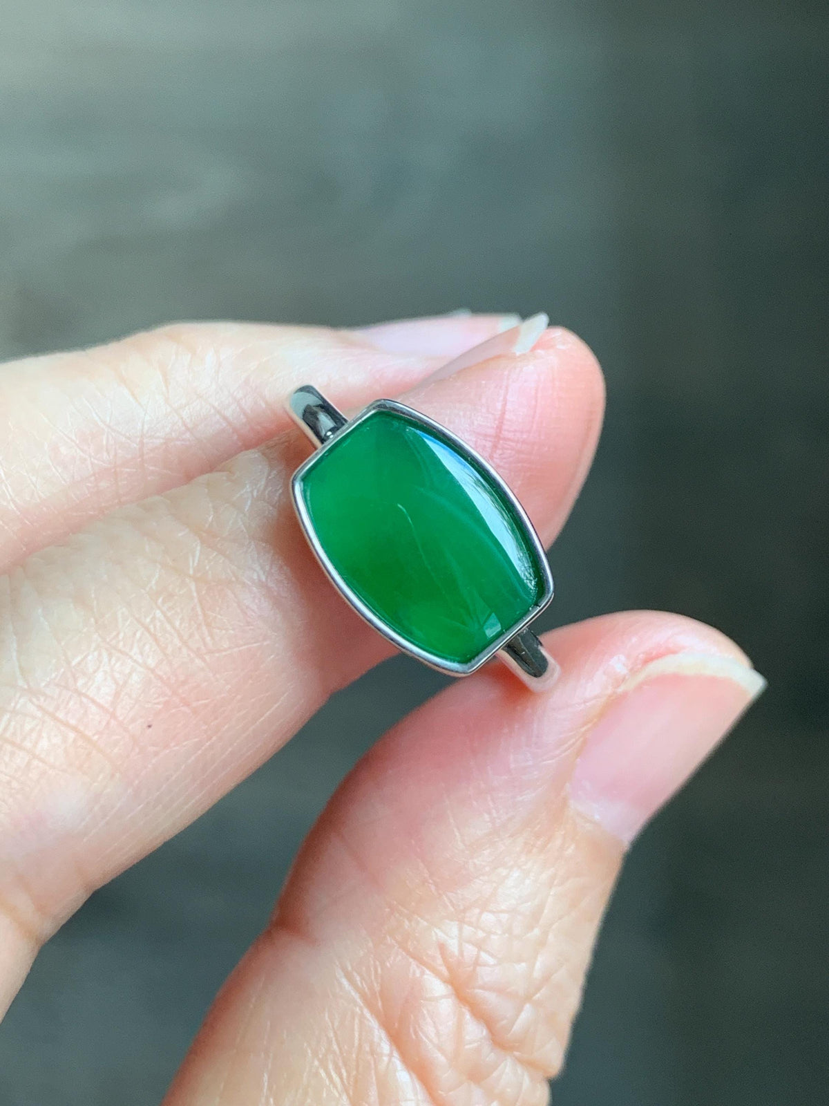 Certified Natural Grade A Guatemalan Icy Translucent Vibrant Green Jade Jadeite Ring Sterling Silver 3.56g size 7.25 US 天然冰危绿翡翠镶嵌戒指 1035