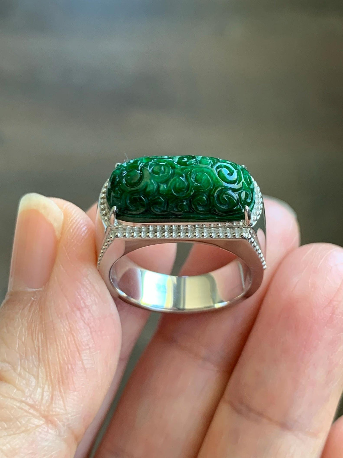 Certified Natural Grade A Icy Intense Green Jade Jadeite Engraved Saddle Band Ring Size 7.25 US 10.7g 天然深绿花青翡翠仿古雕马鞍戒指 1019