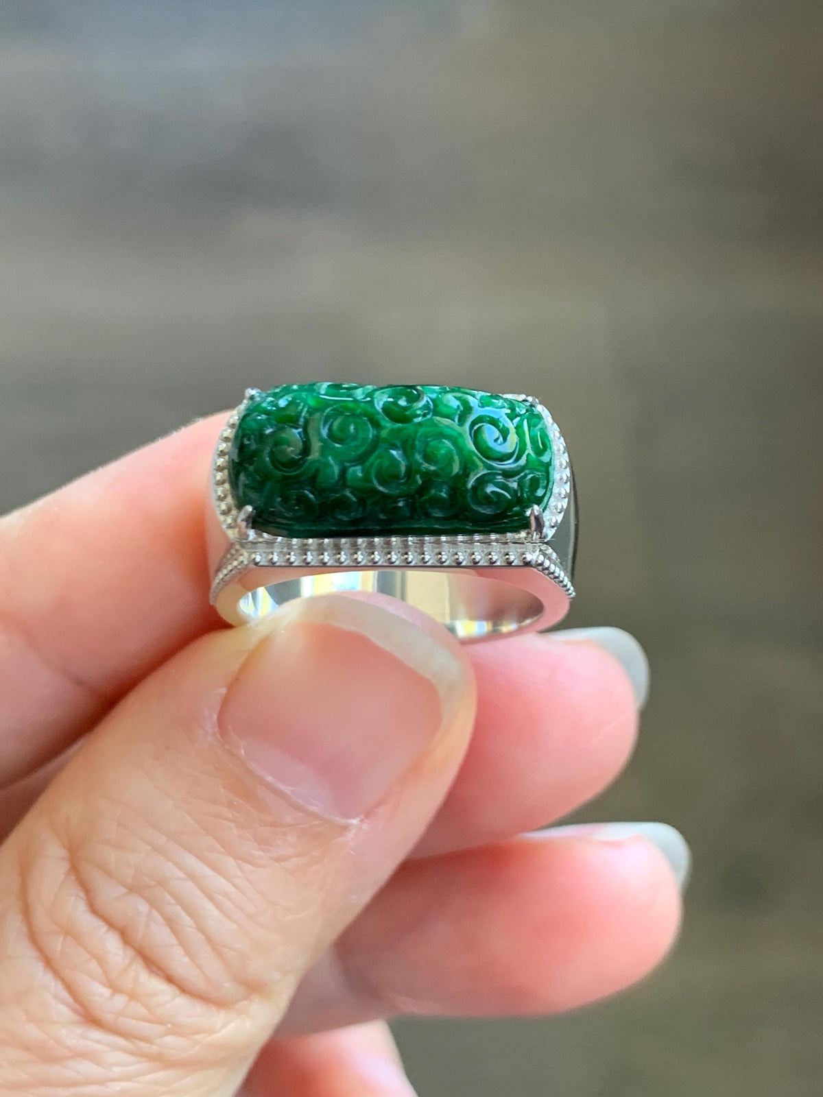 Certified Natural Grade A Icy Intense Green Jade Jadeite Engraved Saddle Band Ring Size 7.25 US 10.7g 天然深绿花青翡翠仿古雕马鞍戒指 1019