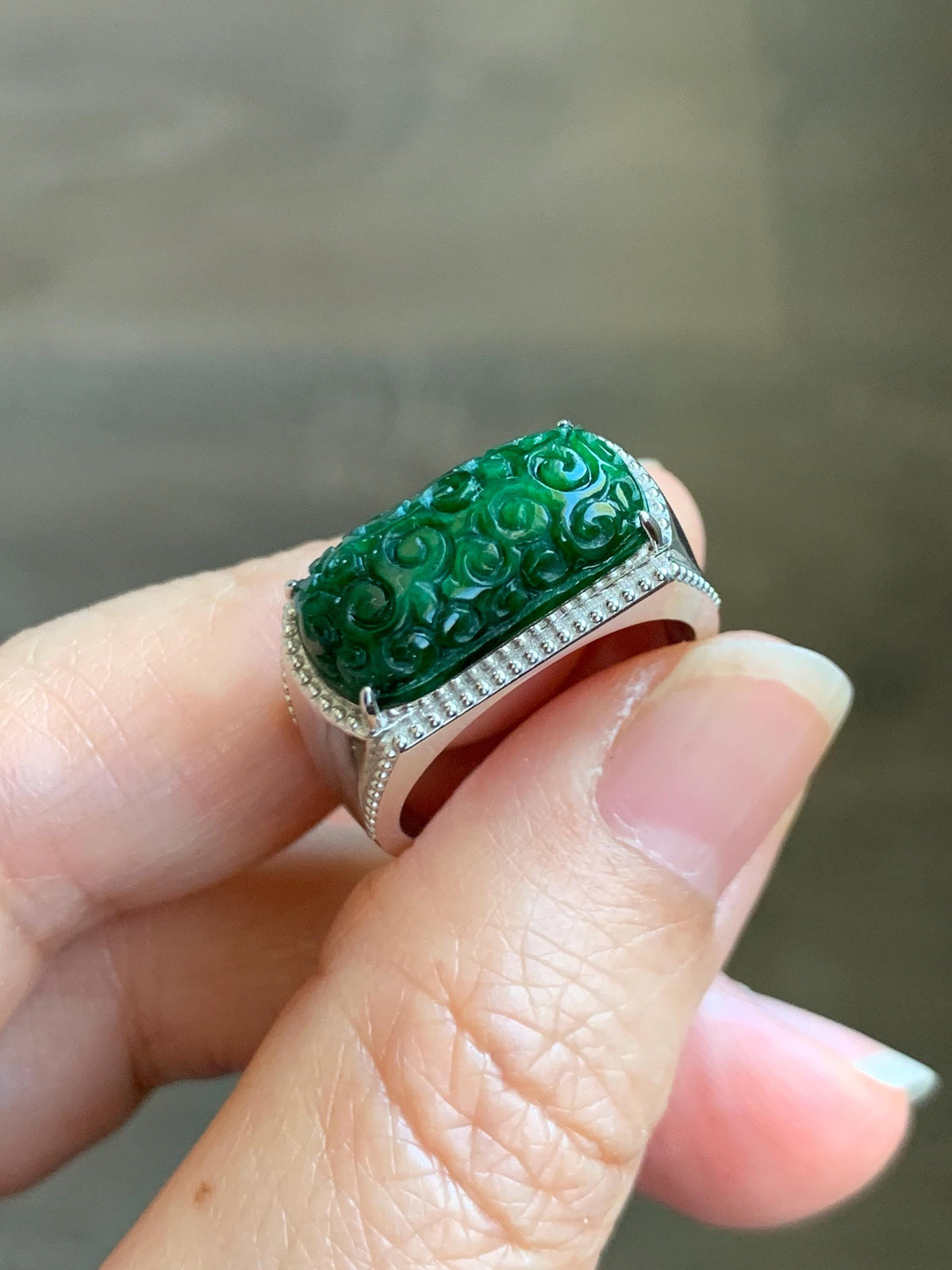 Certified Natural Grade A Icy Intense Green Jade Jadeite Engraved Saddle Band Ring Size 7.25 US 10.7g 天然深绿花青翡翠仿古雕马鞍戒指 1019