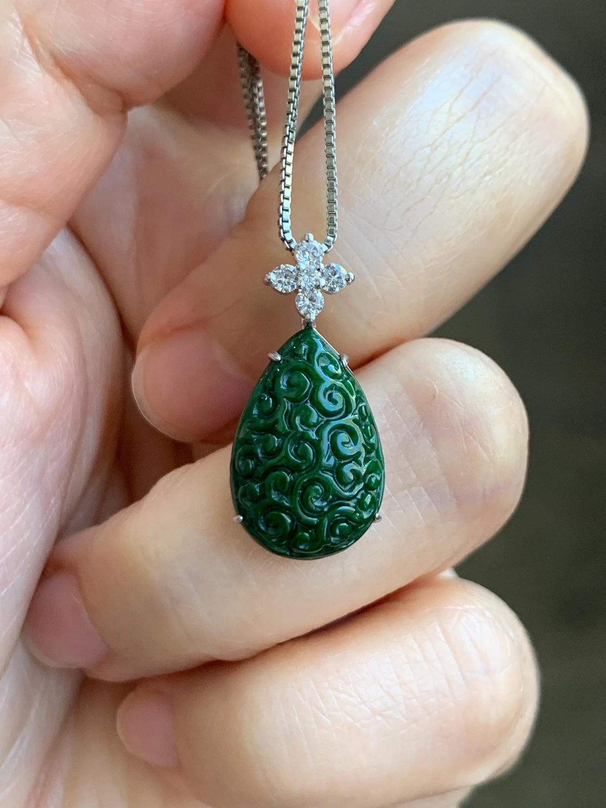 Certified Natural Grade A Intense Green Jade Jadeite Engraved Teardrop Pendant Sterling Silver Moissanite 2.2g 天然满绿花青翡翠仿古雕水滴吊坠 1002