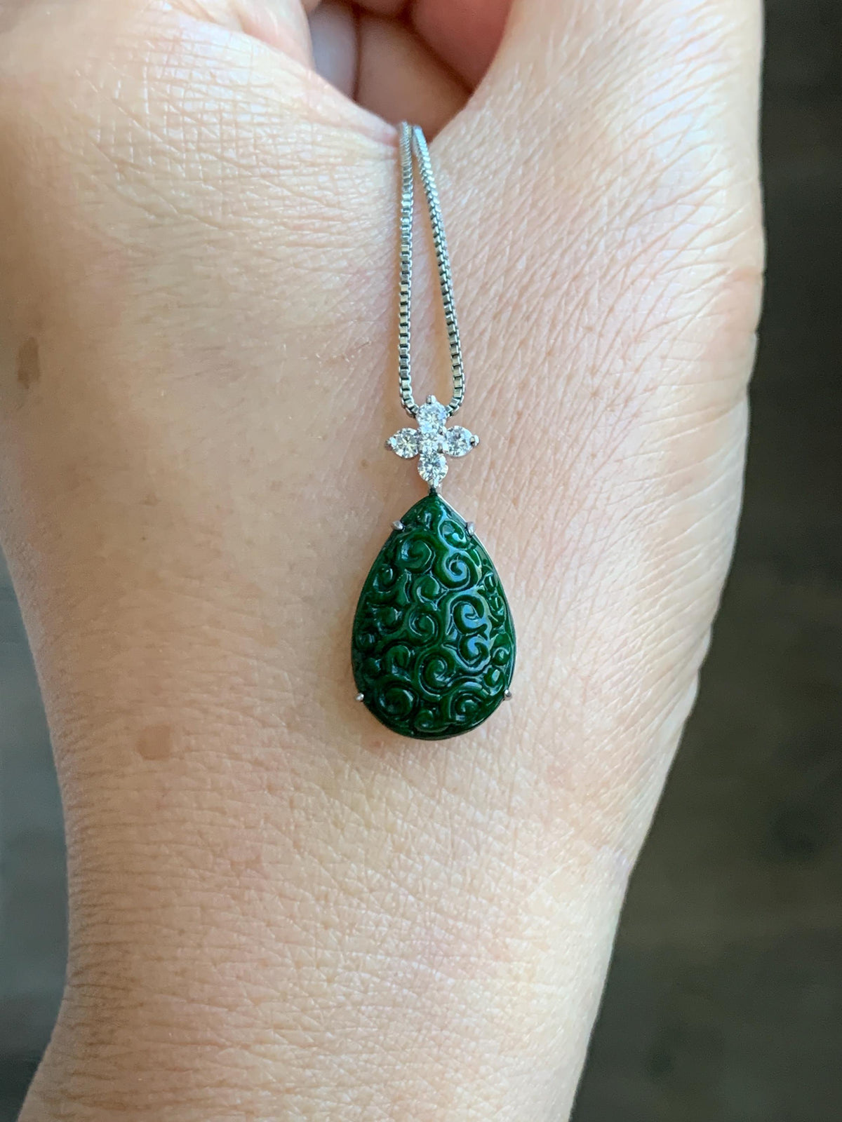 Certified Natural Grade A Intense Green Jade Jadeite Engraved Teardrop Pendant Sterling Silver Moissanite 2.2g 天然满绿花青翡翠仿古雕水滴吊坠 1002