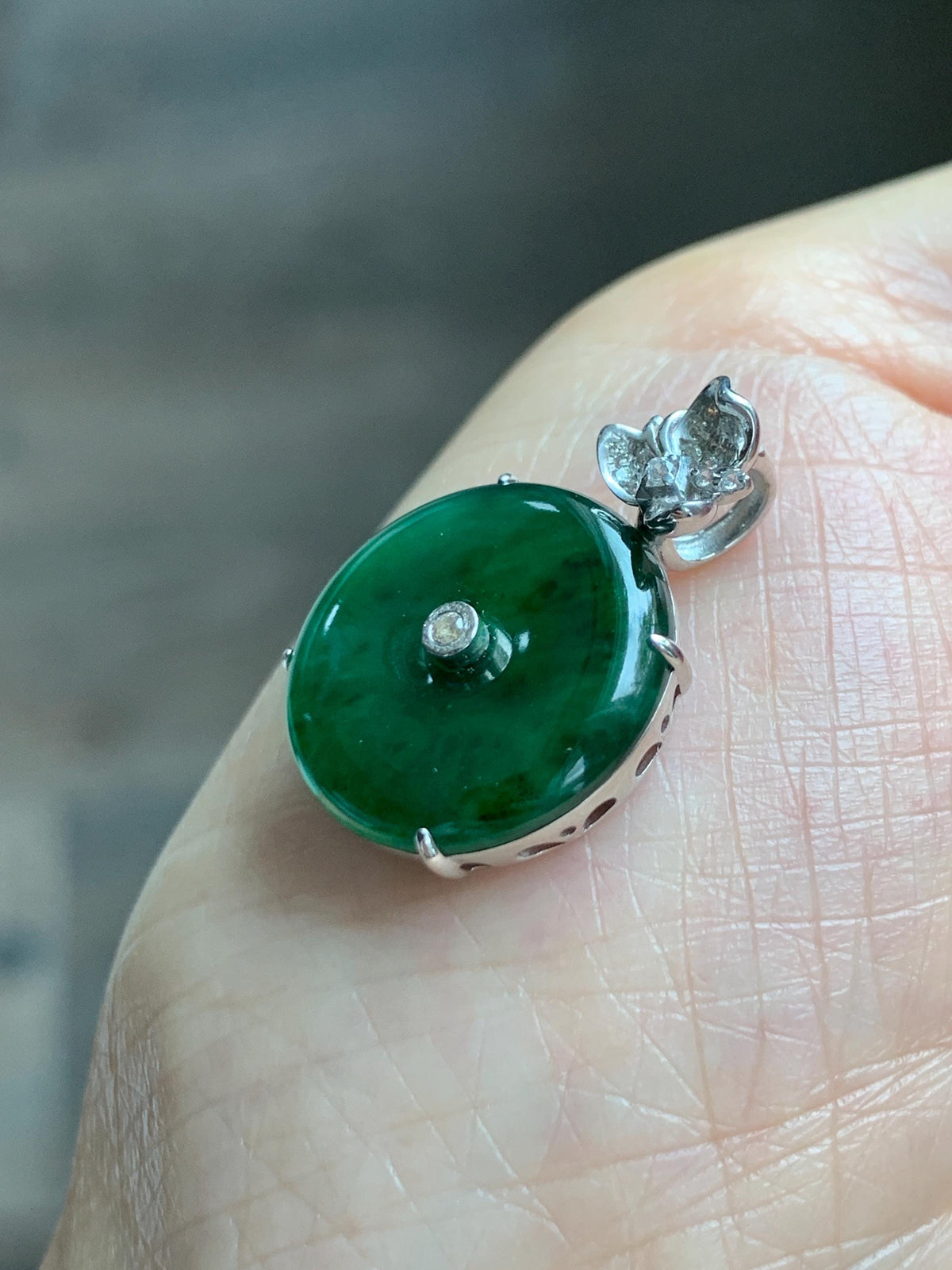 Certified Natural Grade A Guatemalan Icy Translucent Vibrant Green Jade Jadeite Ping An Kou Donut Pendant Sterling Silver 天然冰危绿翡翠平安扣吊坠 1001