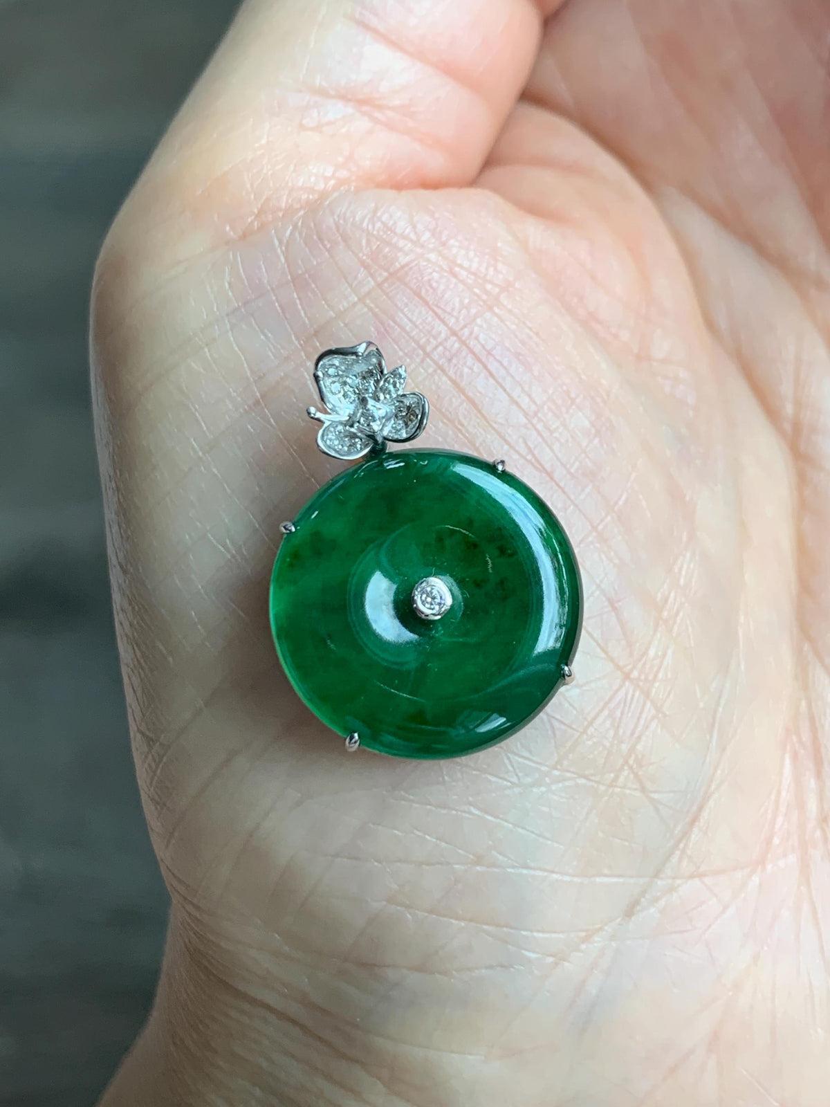 Certified Natural Grade A Guatemalan Icy Translucent Vibrant Green Jade Jadeite Ping An Kou Donut Pendant Sterling Silver 天然冰危绿翡翠平安扣吊坠 1016