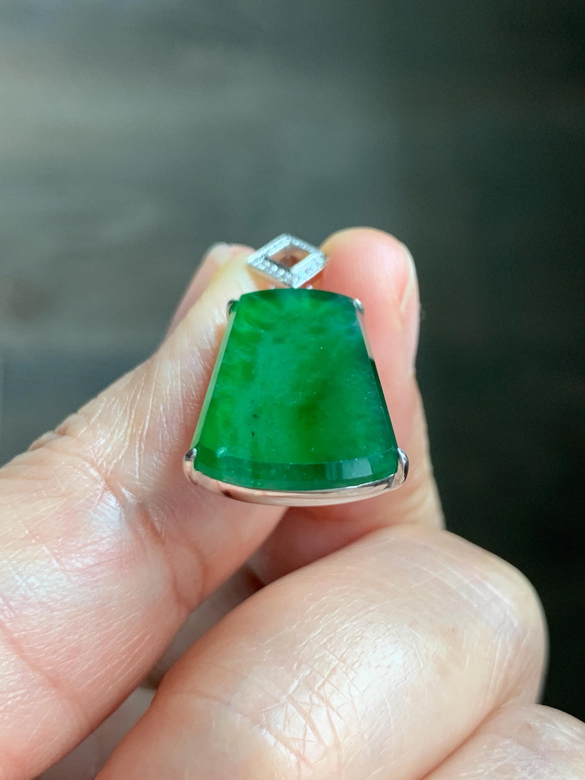 Certified Natural Grade A Guatemalan Icy Translucent Vibrant Green Jade Jadeite Wu Shi Pai Pendant Sterling Silver 3.83g 天然冰危绿翡翠无事牌镶嵌吊坠 1008