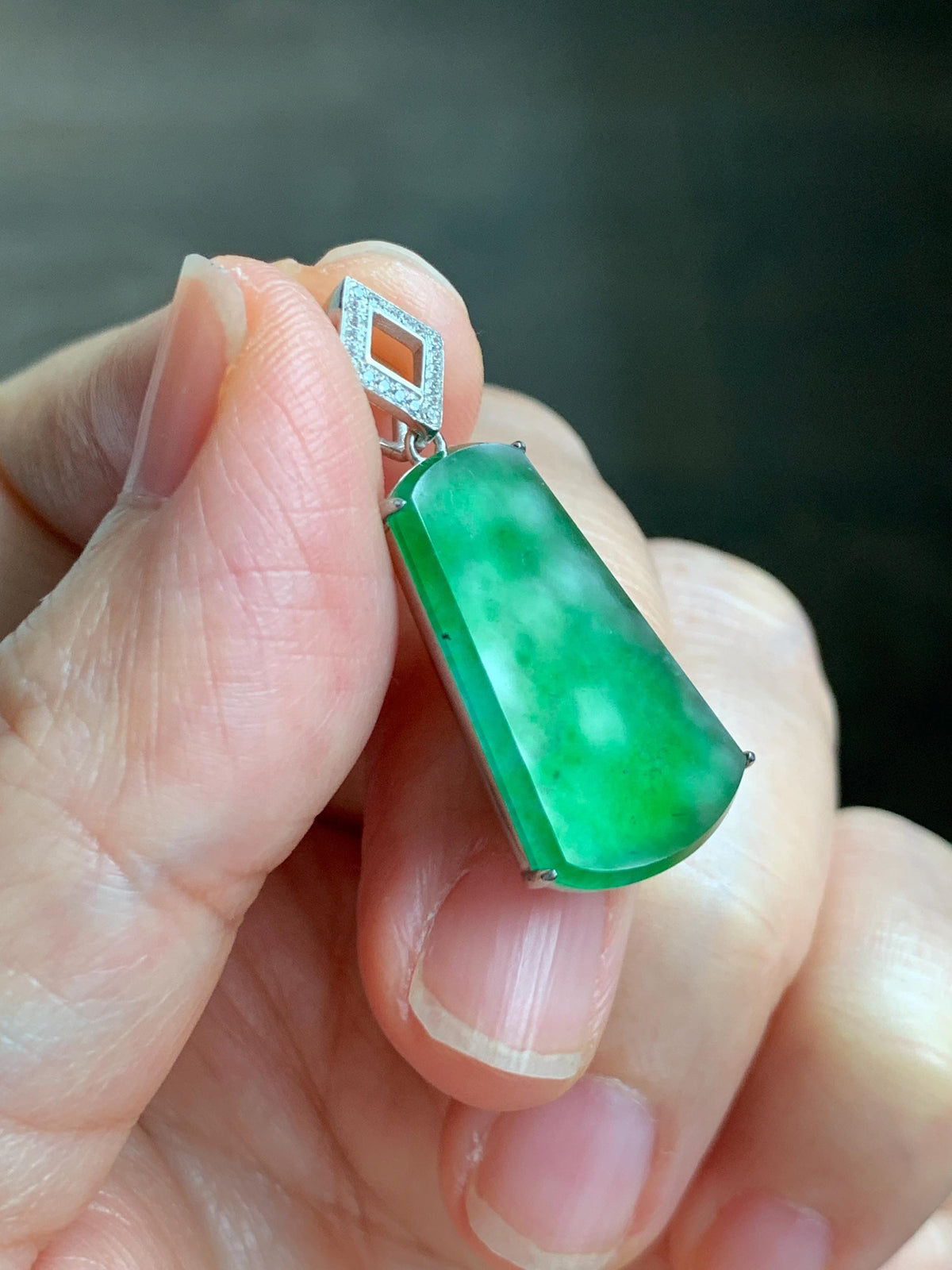 Certified Natural Grade A Guatemalan Icy Translucent Vibrant Green Jade Jadeite Wu Shi Pai Pendant Sterling Silver 3.79g 天然冰危绿翡翠无事牌镶嵌吊坠 1007