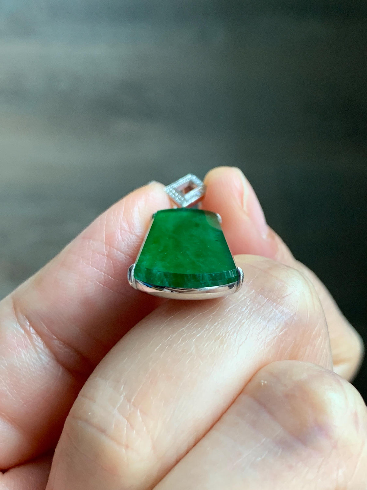 Certified Natural Grade A Guatemalan Icy Translucent Vibrant Green Jade Jadeite Wu Shi Pai Pendant Sterling Silver 3.62g 天然冰危绿翡翠无事牌镶嵌吊坠 1006
