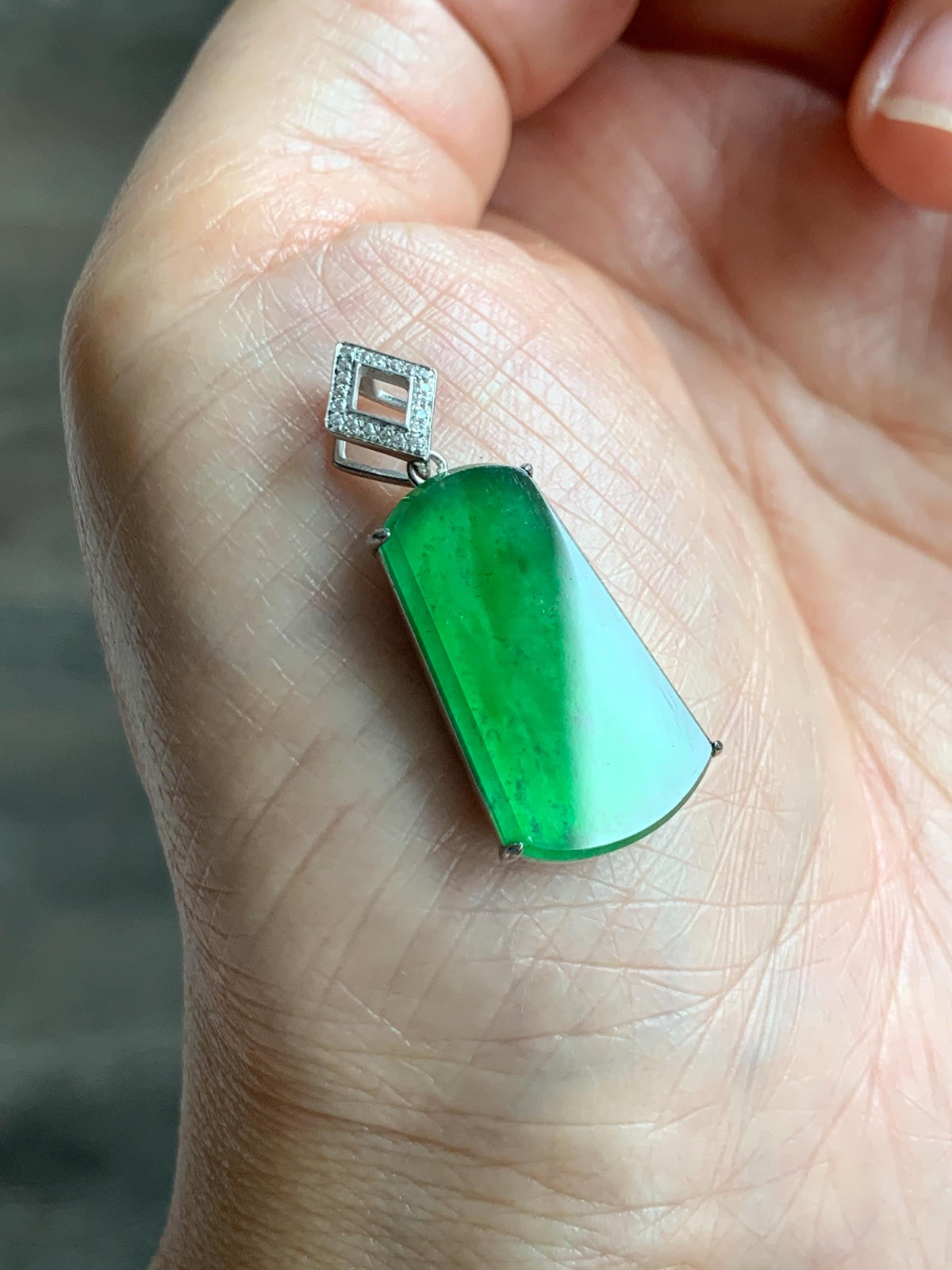 Certified Natural Grade A Guatemalan Icy Translucent Vibrant Green Jade Jadeite Wu Shi Pai Pendant Sterling Silver 3.62g 天然冰危绿翡翠无事牌镶嵌吊坠 1006