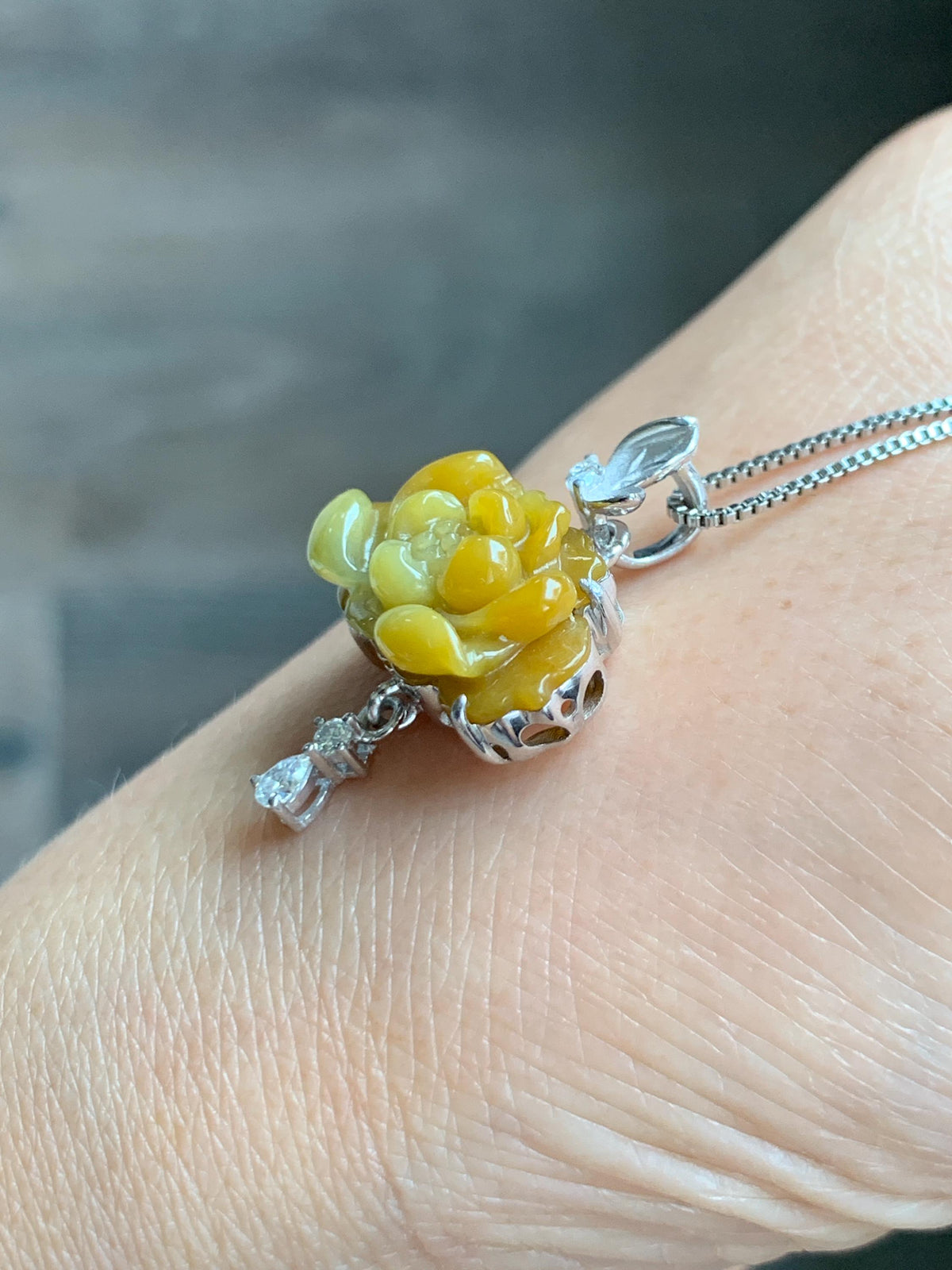 Certified Grade A Natural Guatemalan Icy Intense Yellow Jade Jadeite Lotus Flower Pendant Moissanite Sterling Silver 4g 天然冰危油黄翡翠莲花镶嵌吊坠 1004