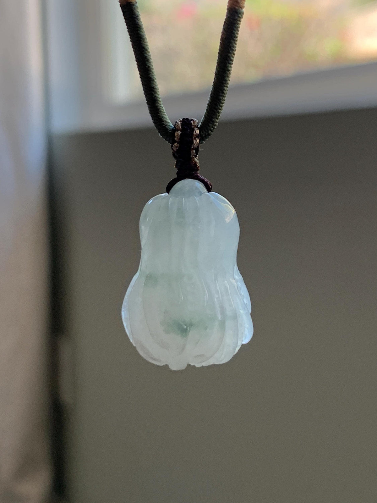 Natural Grade A Icy Translucent Icy White Green Marbled Jade Jadeite Carved Cabbage Pendant Rope Necklace 24” 15g 天然冰胶飘花翡翠白菜百财吊坠 MQB270