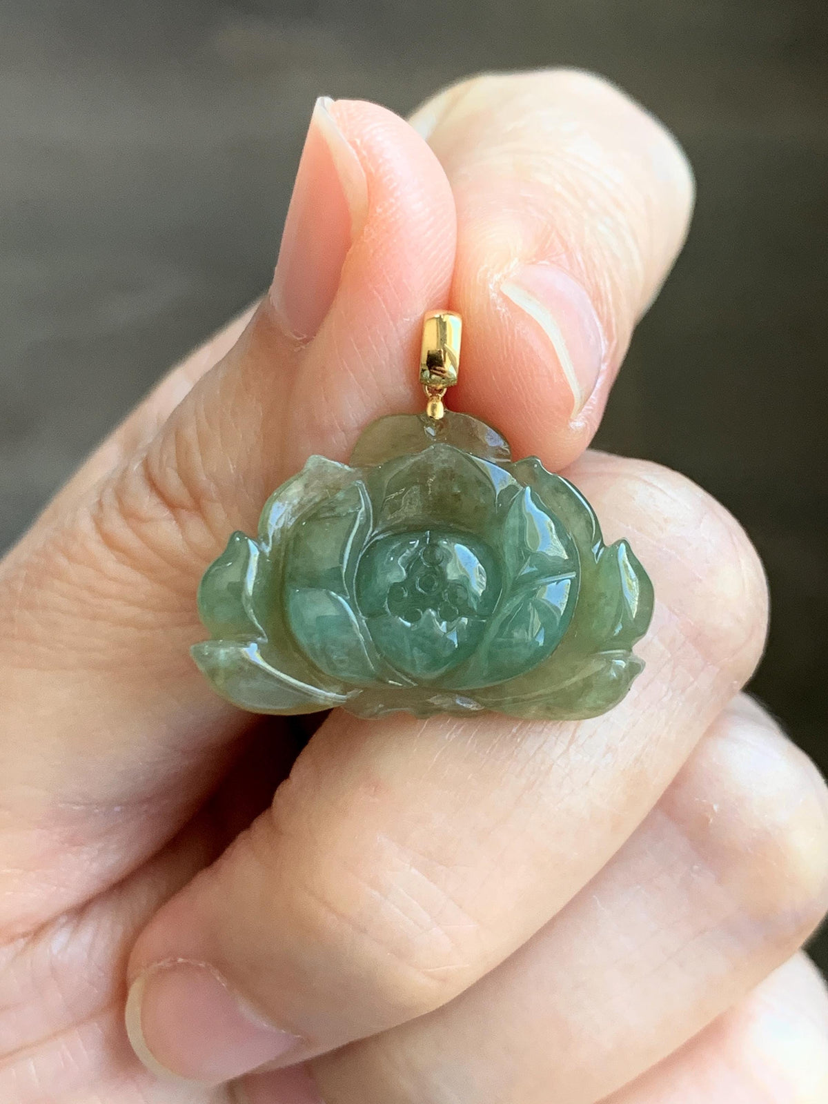 Natural Grade A Icy Translucent Yellowish Green Bicolored Jade Jadeite Lotus Flower Pendant 18K Yellow Gold 4g 天然冰茶黄翡翠莲花镶嵌吊坠 MSS180