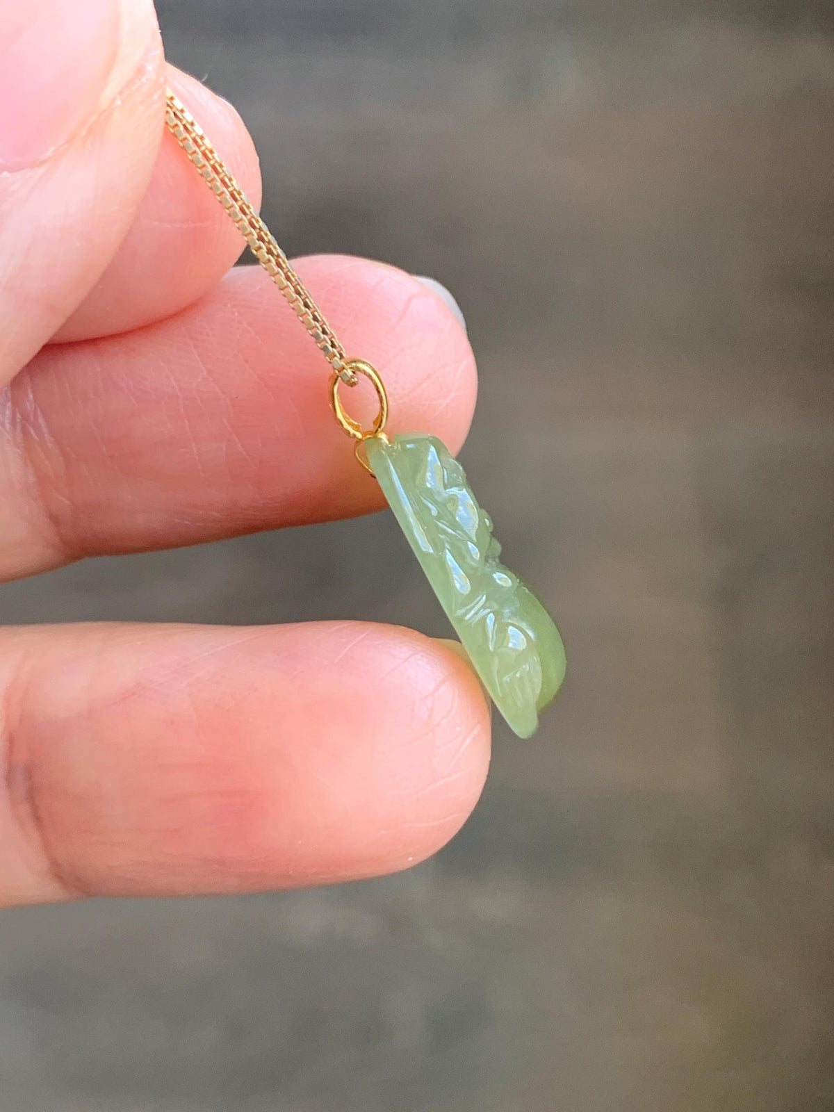 Natural Grade A Icy Translucent Yellowish Brown Jade Jadeite Carved Buddha Petite Pendant 18K Yellow Gold 天然冰茶黄翡翠小佛公镶嵌吊坠 MCH180