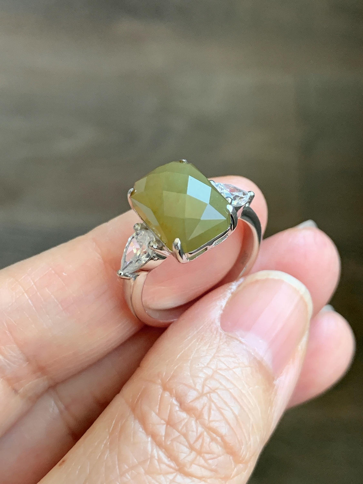 Certified Natural Garde A Icy Translucent Yellowish Olive Green Faceted Jade Jadeite Ring Sterling Silver Size 7.25 US 天然冰茶黄切割面翡翠银镶戒指 1029