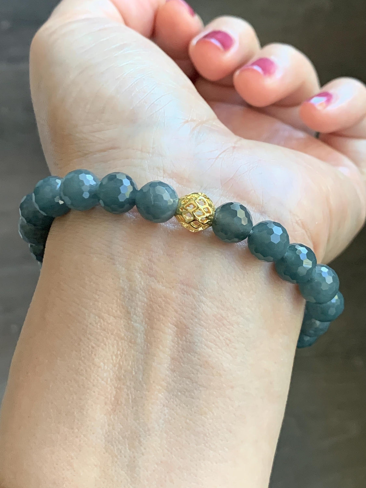 Natural Guatemalan Grade A Icy Translucent Dark Gray Wuji Faceted Jade Jadeite Beaded Bracelet 8mm 7.5" 20g 天然冰危乌鸡翡翠切割面圆珠手串 WQG180A