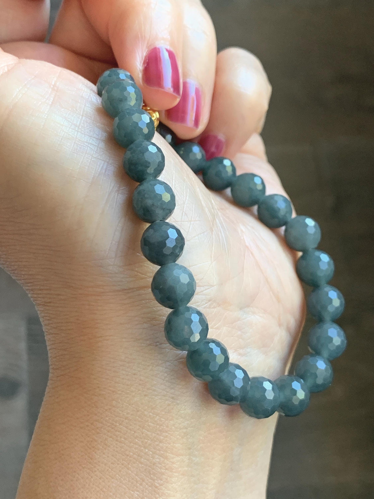 Natural Guatemalan Grade A Icy Translucent Dark Gray Wuji Faceted Jade Jadeite Beaded Bracelet 8mm 7.5" 20g 天然冰危乌鸡翡翠切割面圆珠手串 WQG180A