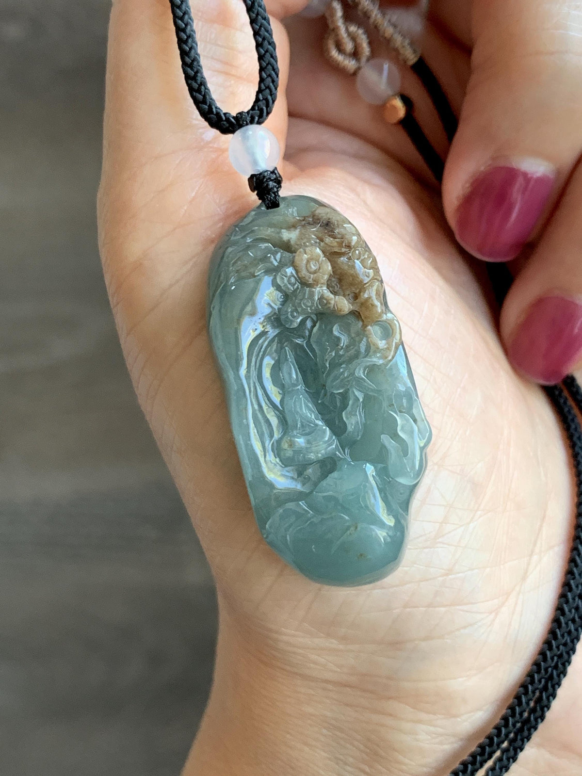 Natural Grade A Guatemalan Icy Dusty Blue & Brown Bicolored Jade Jadeite Kind and Evil Pendant Rope Necklace 28g 天然冰危淡蓝皮壳翡翠一念之间吊坠 WSL350B