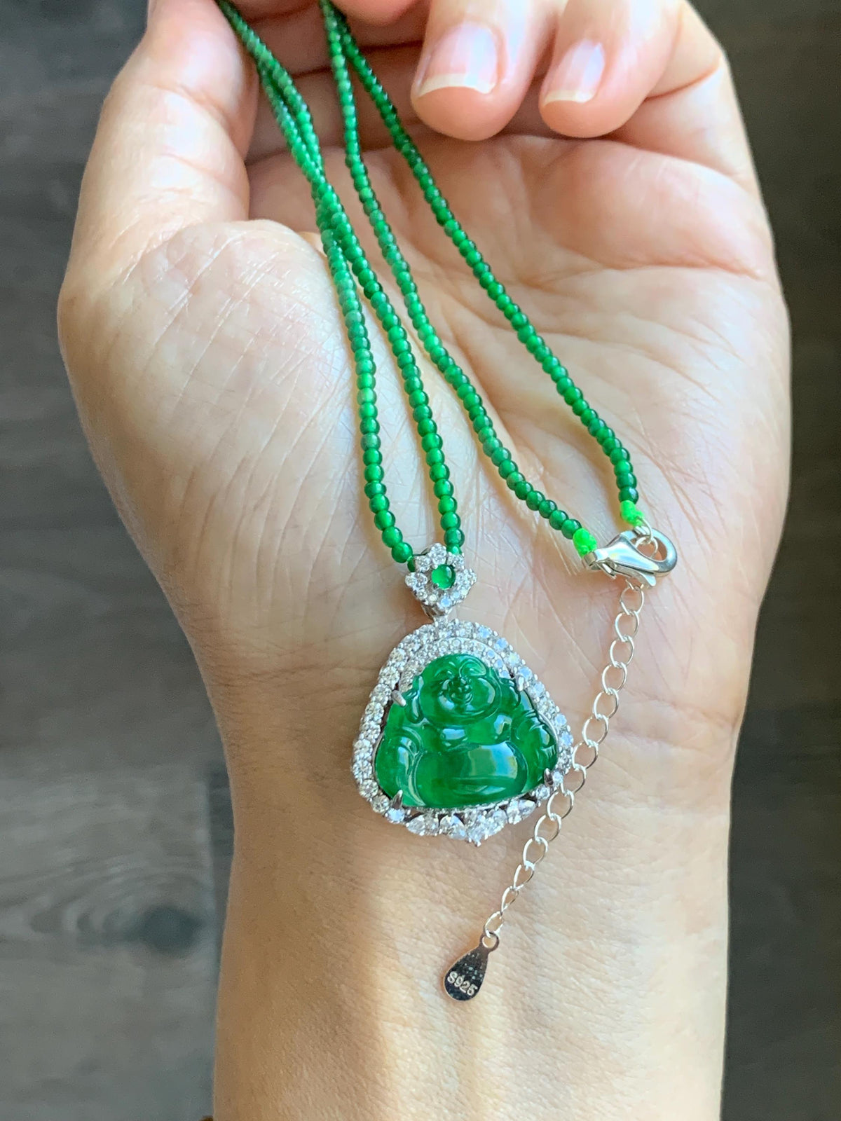 Certified Natural Grade A Guatemalan Icy Vibrant Green Jadeite Buddha Pendant Sterling Silver Beaded Necklace 20” 11g 天然冰危绿翡翠佛公吊坠绿翡翠珠项链 967