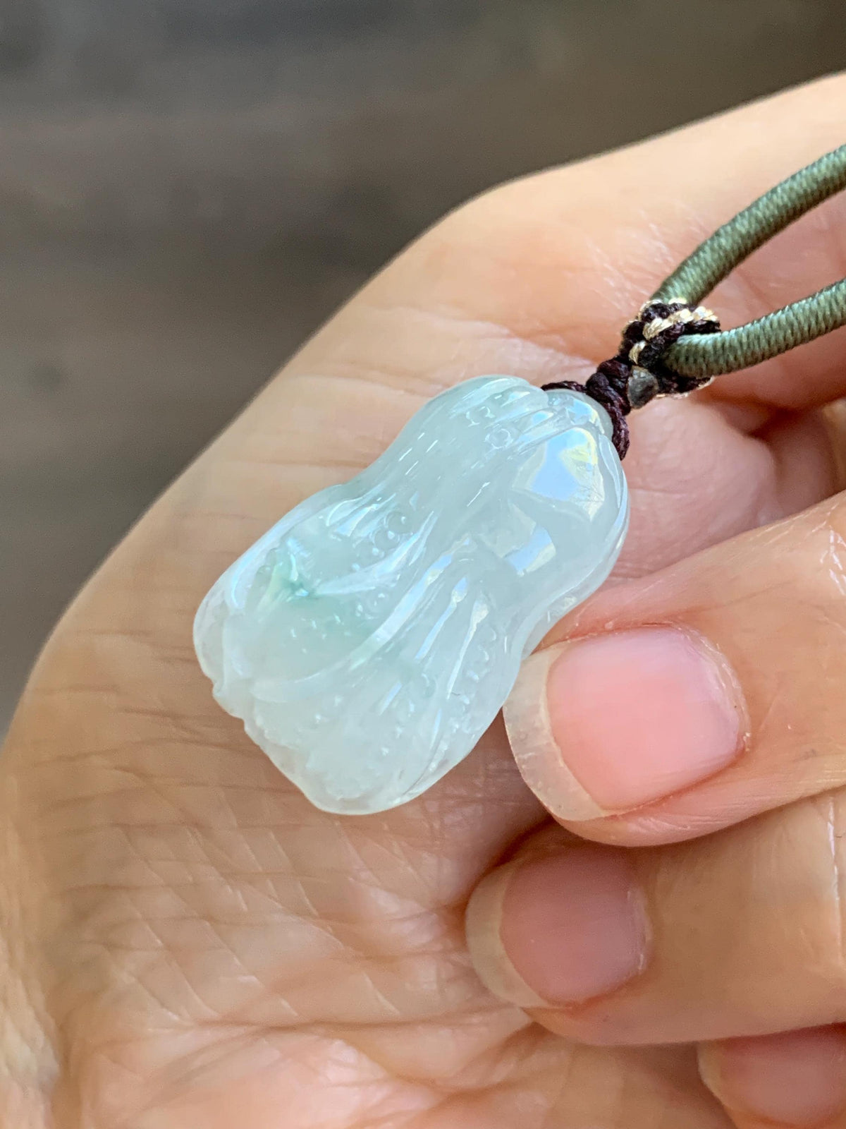 Natural Grade A Icy Translucent Icy White Green Marbled Jade Jadeite Carved Cabbage Pendant Rope Necklace 24” 15g 天然冰胶飘花翡翠白菜百财吊坠 MQB270
