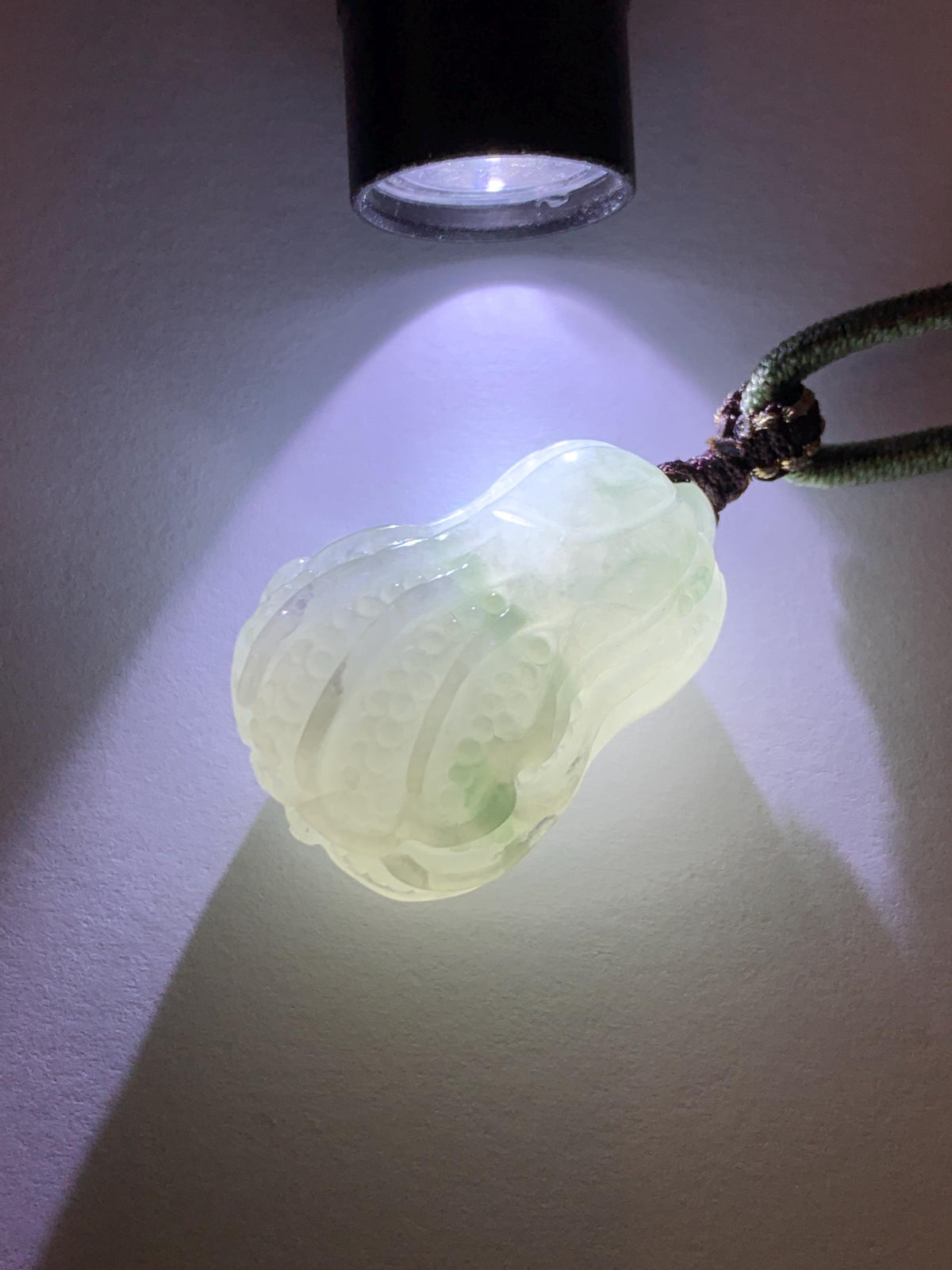 Natural Grade A Icy Translucent Icy White Green Marbled Jade Jadeite Carved Cabbage Pendant Rope Necklace 24” 15g 天然冰胶飘花翡翠白菜百财吊坠 MQB270
