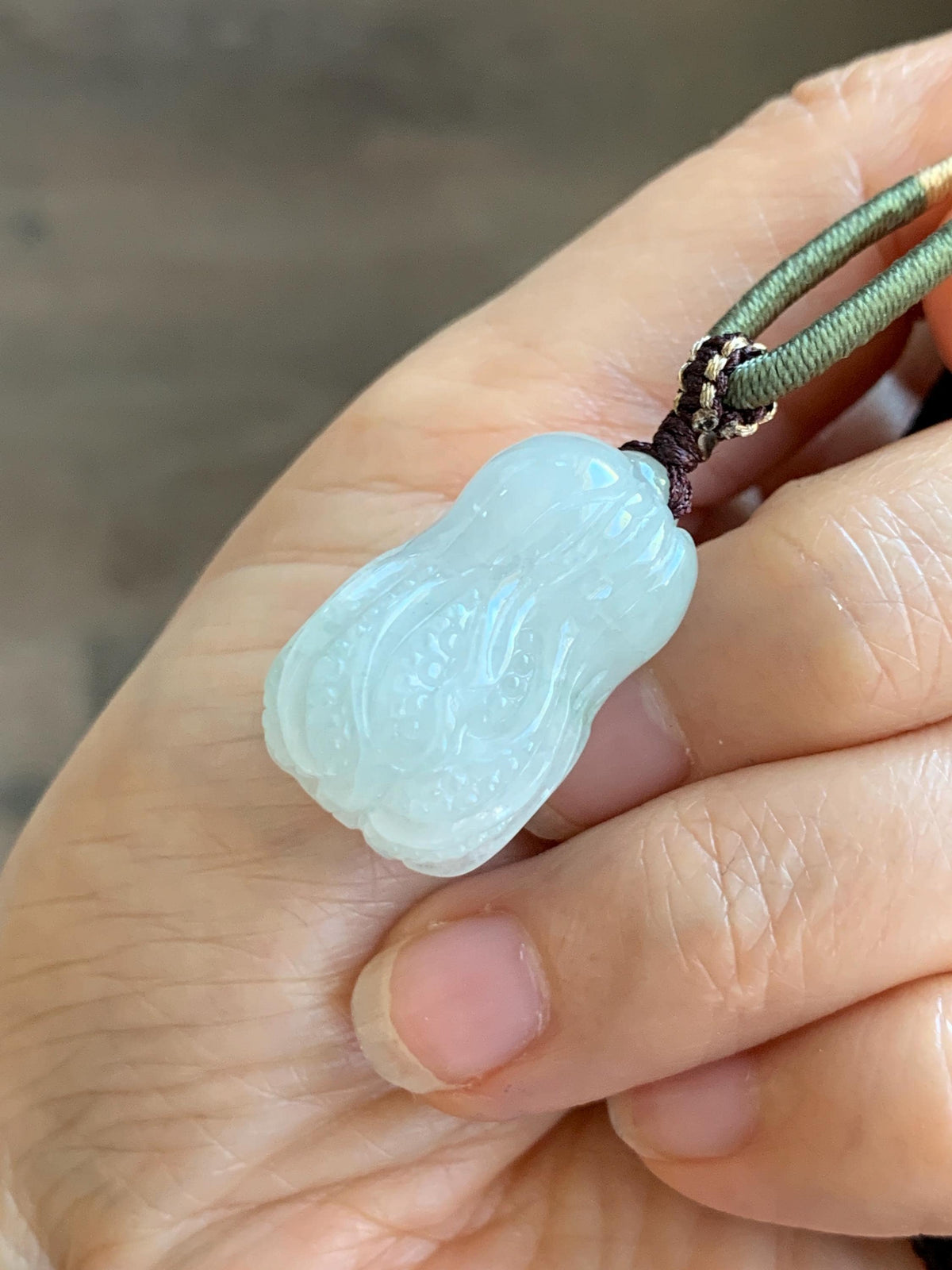Natural Grade A Icy Translucent Icy White Green Marbled Jade Jadeite Carved Cabbage Pendant Rope Necklace 24” 15g 天然冰胶飘花翡翠白菜百财吊坠 MQB270