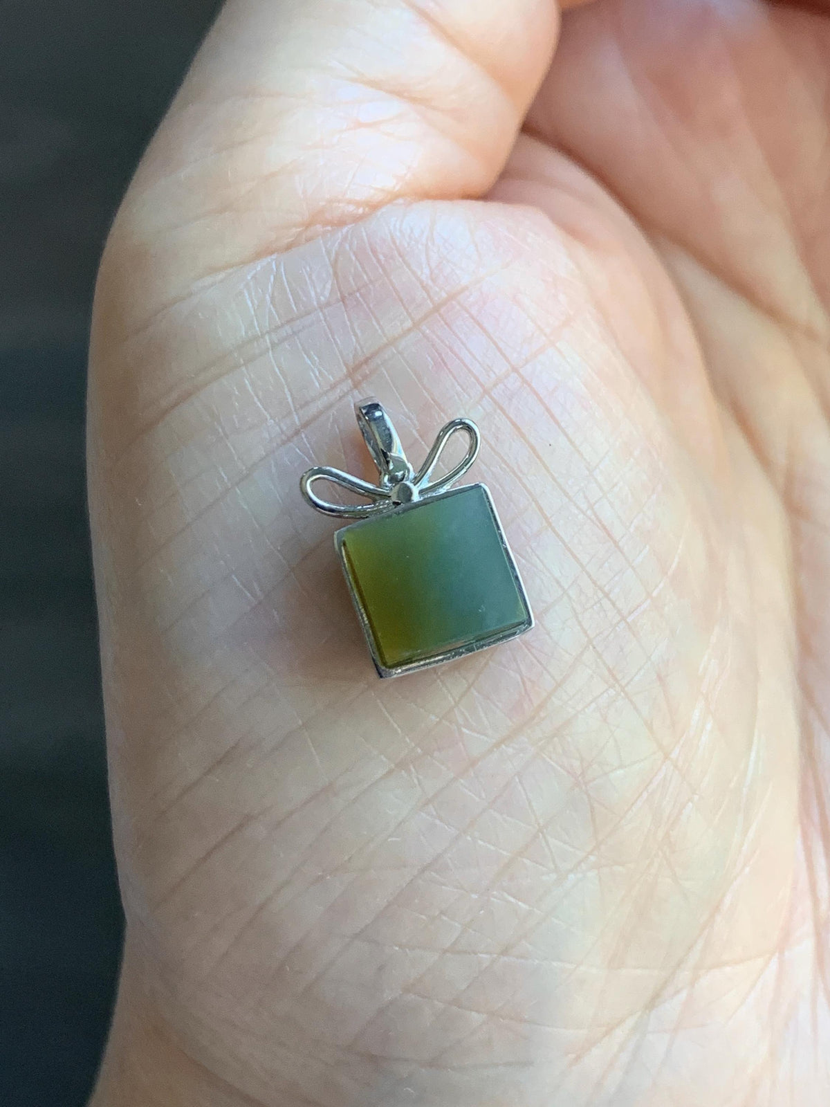 Petite Certified Natural Grade A Guatemalan Icy Blue & Yellow Bicolored Jade Jadeite Present Pendant Sterling Silver 天然冰危蓝加黄翡翠小礼物镶嵌吊坠 1011