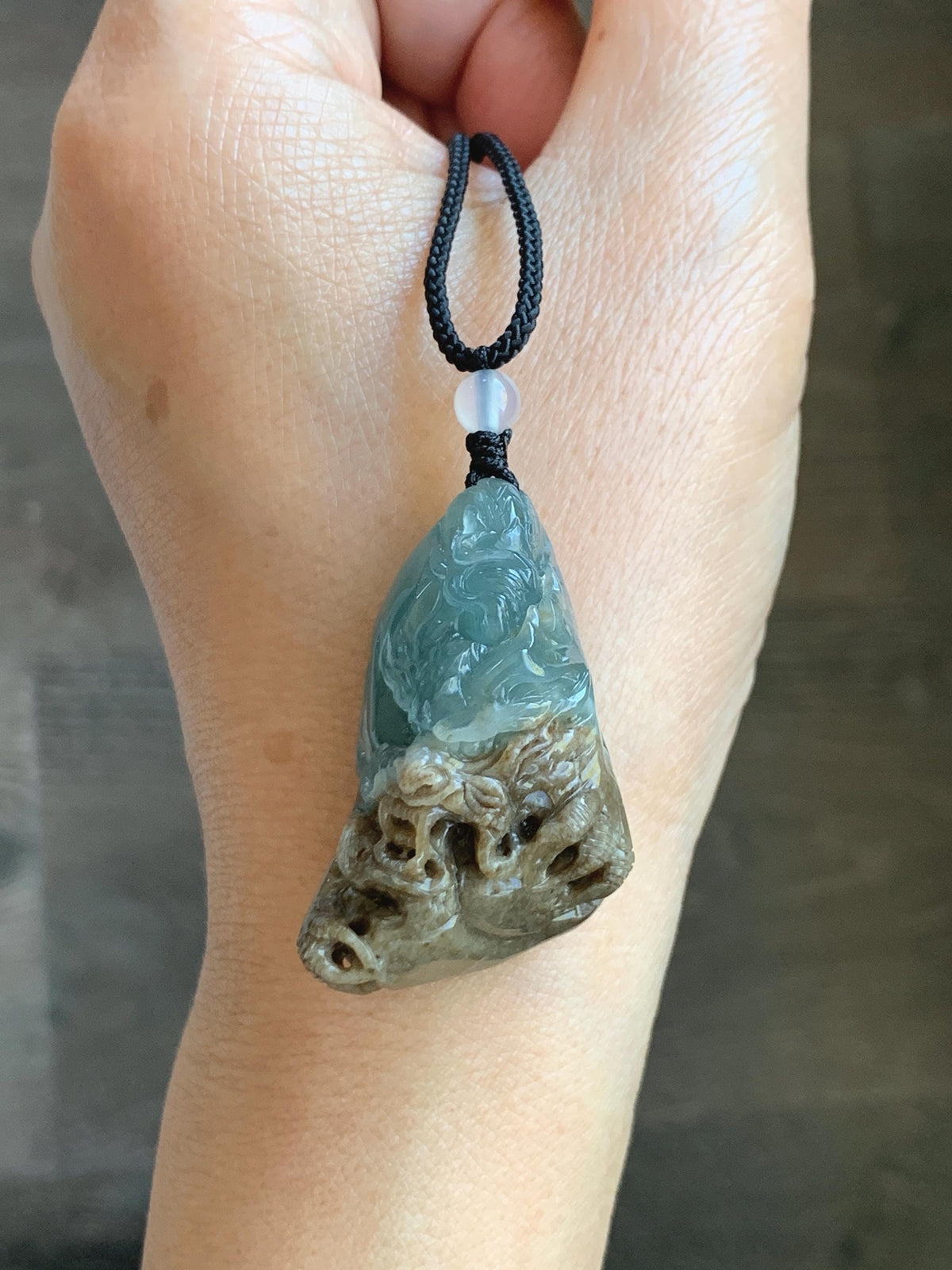 Natural Grade A Guatemalan Icy Translucent Dusty Blue & Brown Bicolored Jade Jadeite Dragon Pendant Rope Necklace 28g 天然冰危淡蓝皮壳翡翠盘龙吊坠 WSL350A
