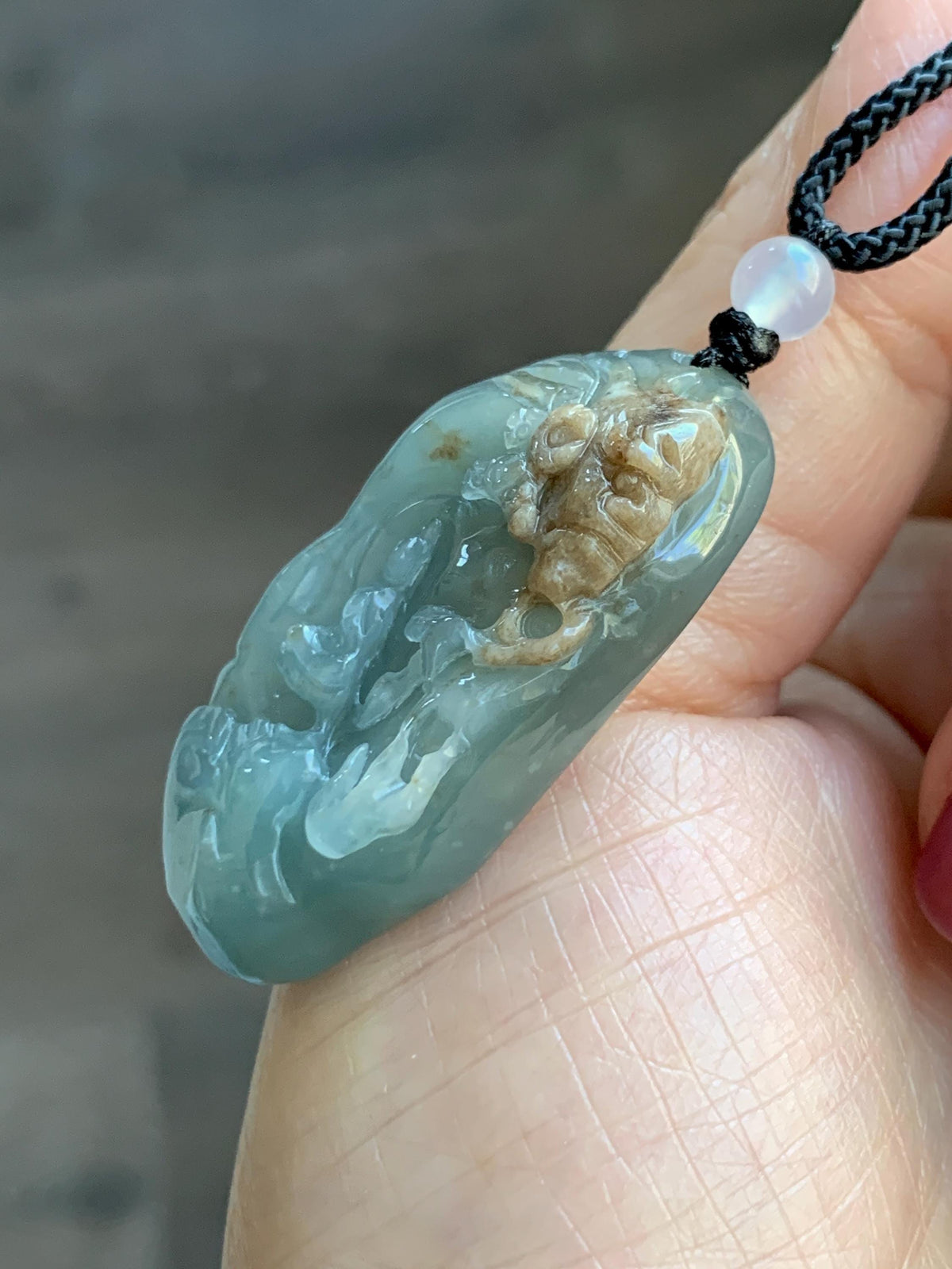 Natural Grade A Guatemalan Icy Dusty Blue & Brown Bicolored Jade Jadeite Kind and Evil Pendant Rope Necklace 28g 天然冰危淡蓝皮壳翡翠一念之间吊坠 WSL350B