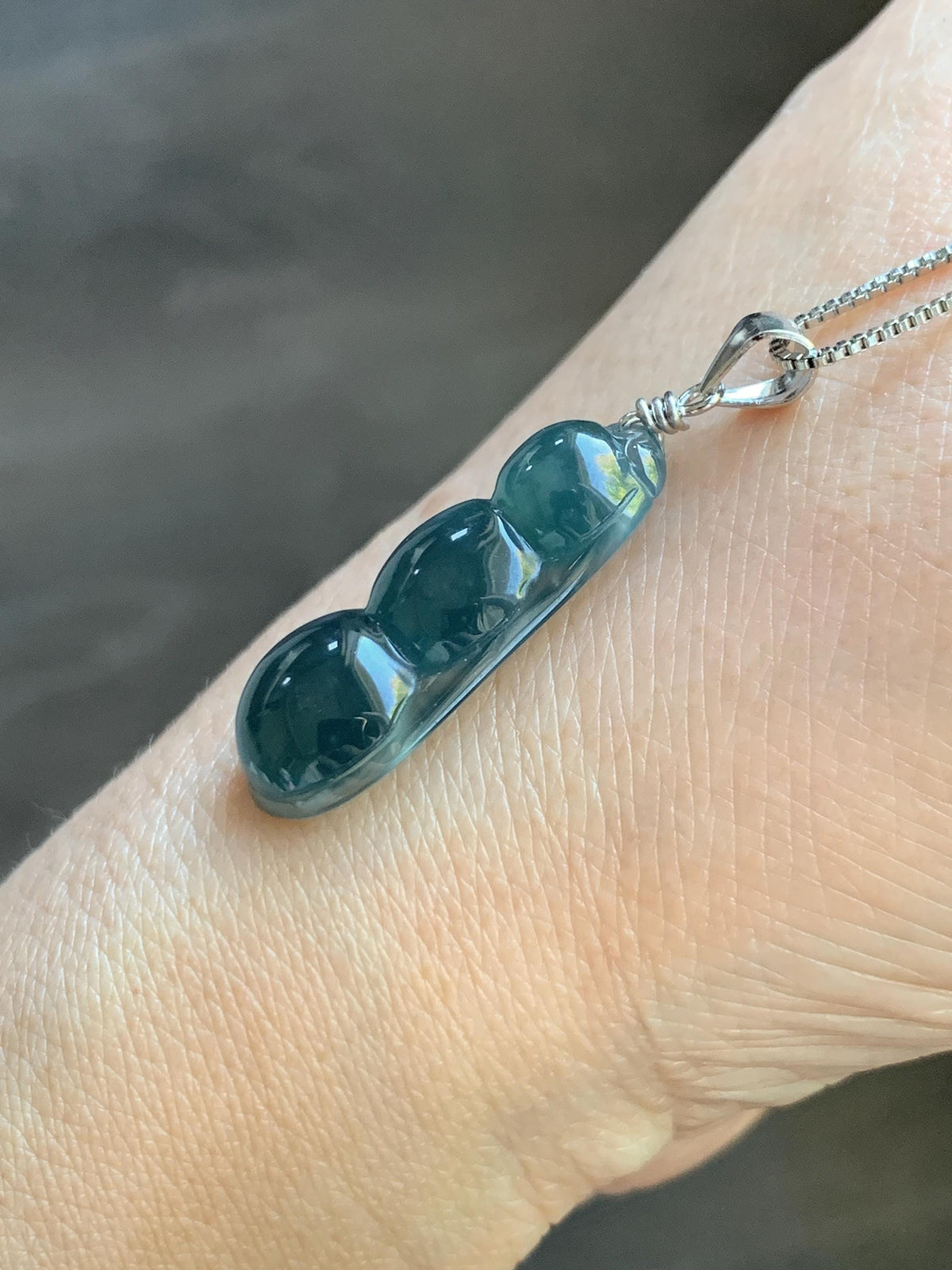 Natural Grade A Guatemalan Icy Translucent Dark Teal Blue Jade Jadeite Carved Peapod Pendant Sterling Silver 4g 天然冰危深蓝翡翠福豆吊坠 WLD90F