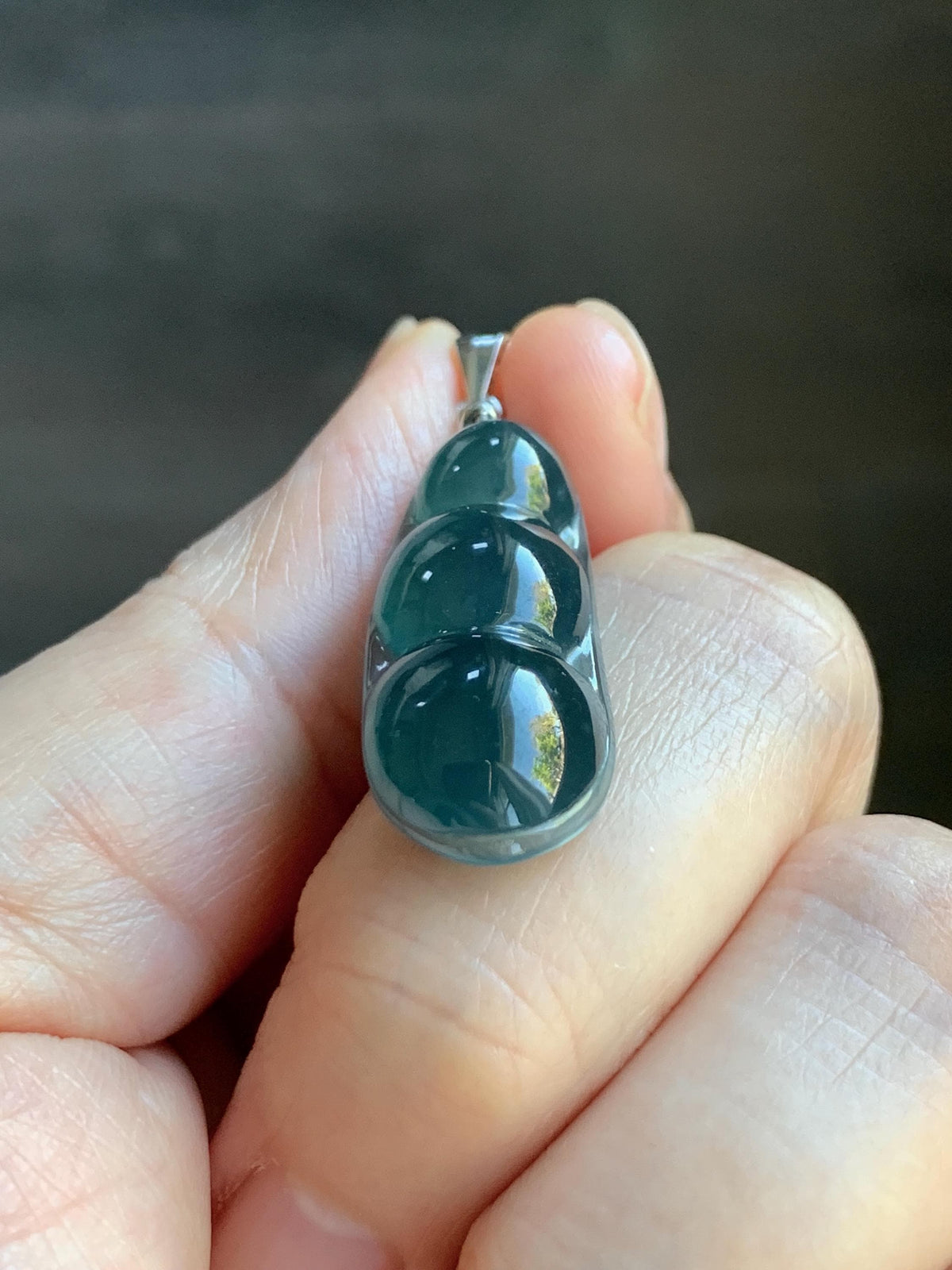 Natural Grade A Guatemalan Icy Translucent Dark Teal Blue Jade Jadeite Carved Peapod Pendant Sterling Silver 4g 天然冰危深蓝翡翠福豆吊坠 WLD90F