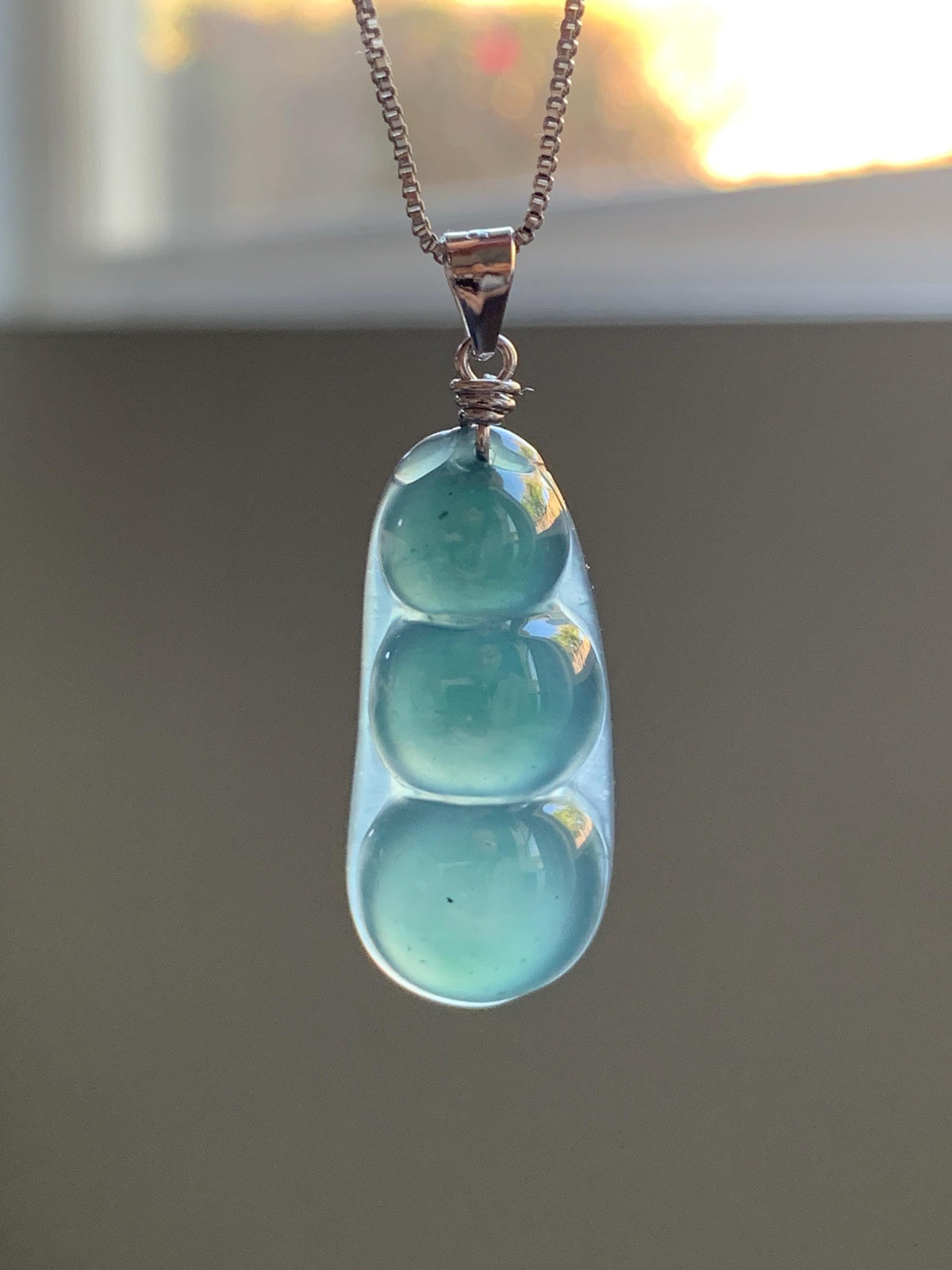 Natural Grade A Guatemalan Icy Translucent Dark Teal Green Jade Jadeite Carved Peapod Pendant Sterling Silver 4g 天然冰危深蓝绿翡翠福豆吊坠 WLD90E
