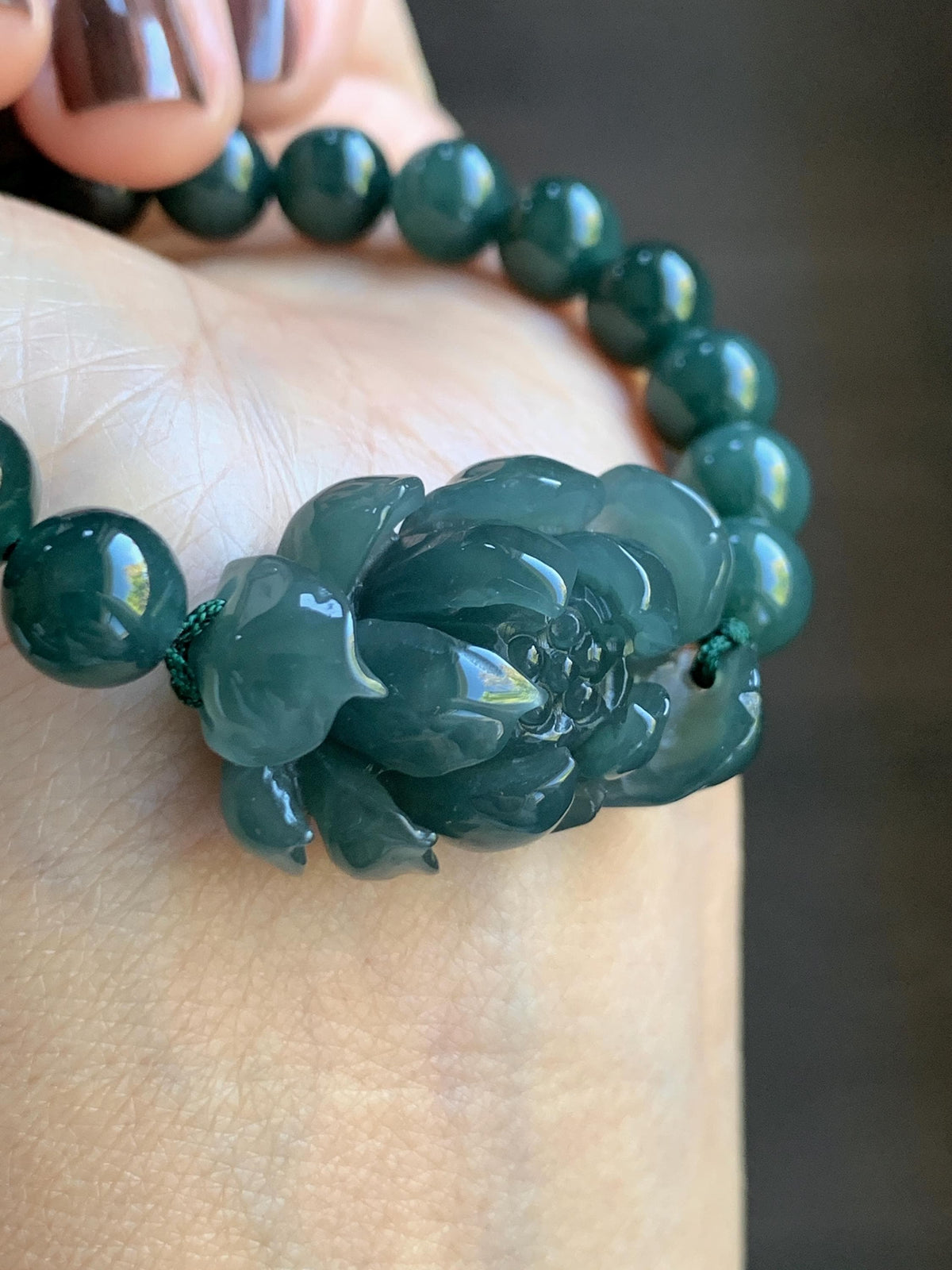 Natural Grade A Guatemalan Icy Translucent Dark Teal Blue Jade Jadeite Lotus Flower Beaded Bracelet 6.5” 27g 天然冰危深蓝绿翡翠莲花圆珠手串 WLH245