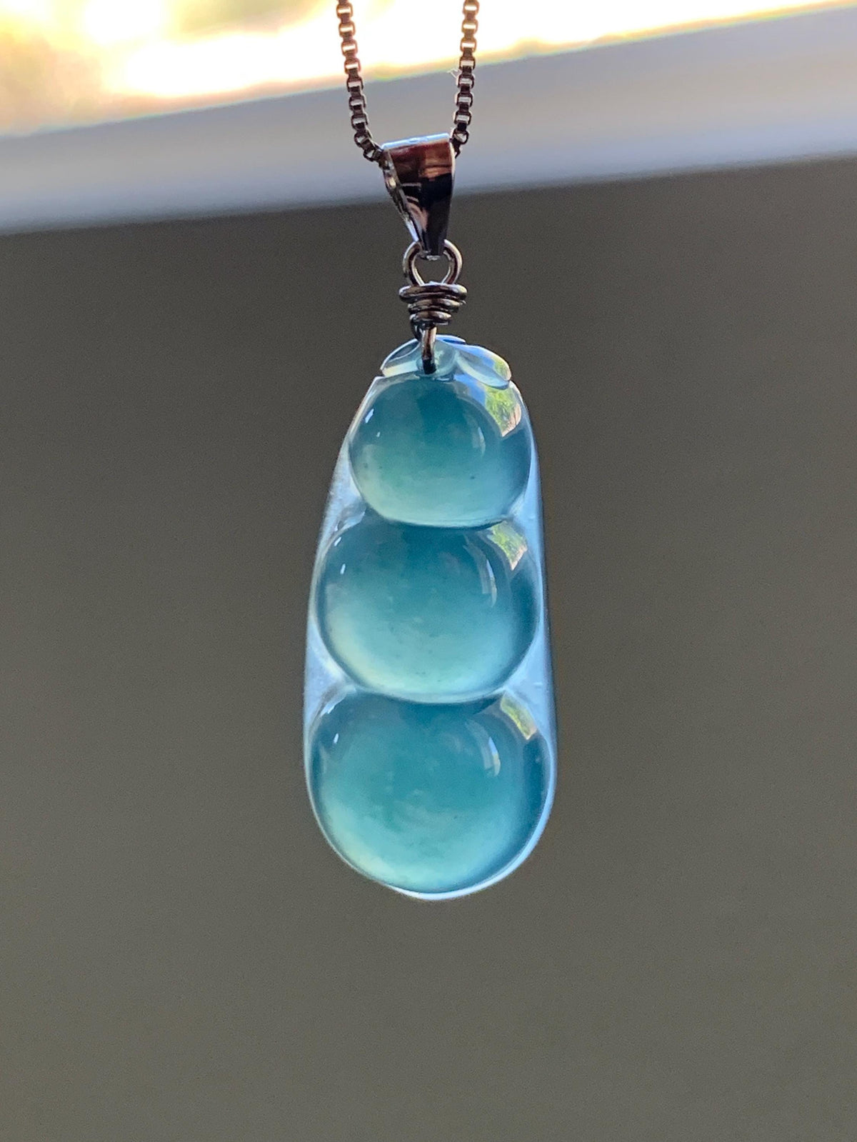 Natural Grade A Guatemalan Icy Translucent Dark Teal Blue Jade Jadeite Carved Peapod Pendant Sterling Silver 4g 天然冰危深蓝翡翠福豆吊坠 WLD90B