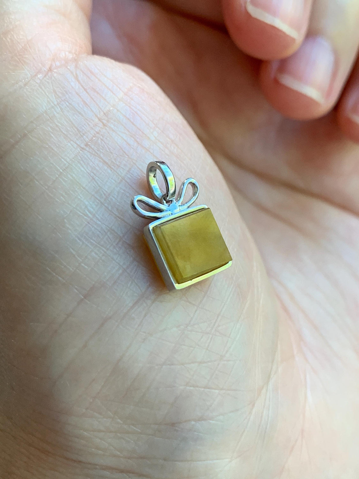 Petite Certified Natural Grade A Guatemalan Icy Translucent Yellow Jade Jadeite Present Gift Box Pendant Sterling Silver 天然冰危黄翡翠小礼物镶嵌吊坠 1012