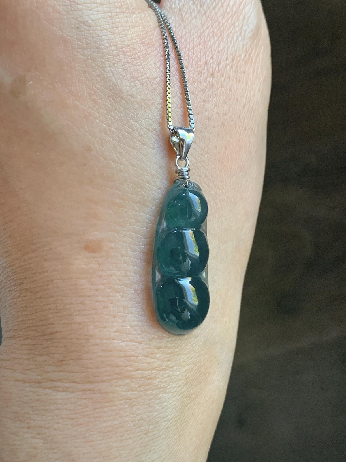 Natural Grade A Guatemalan Icy Translucent Dark Teal Blue Jade Jadeite Carved Peapod Pendant Sterling Silver 4g 天然冰危深蓝翡翠福豆吊坠 WLD90F